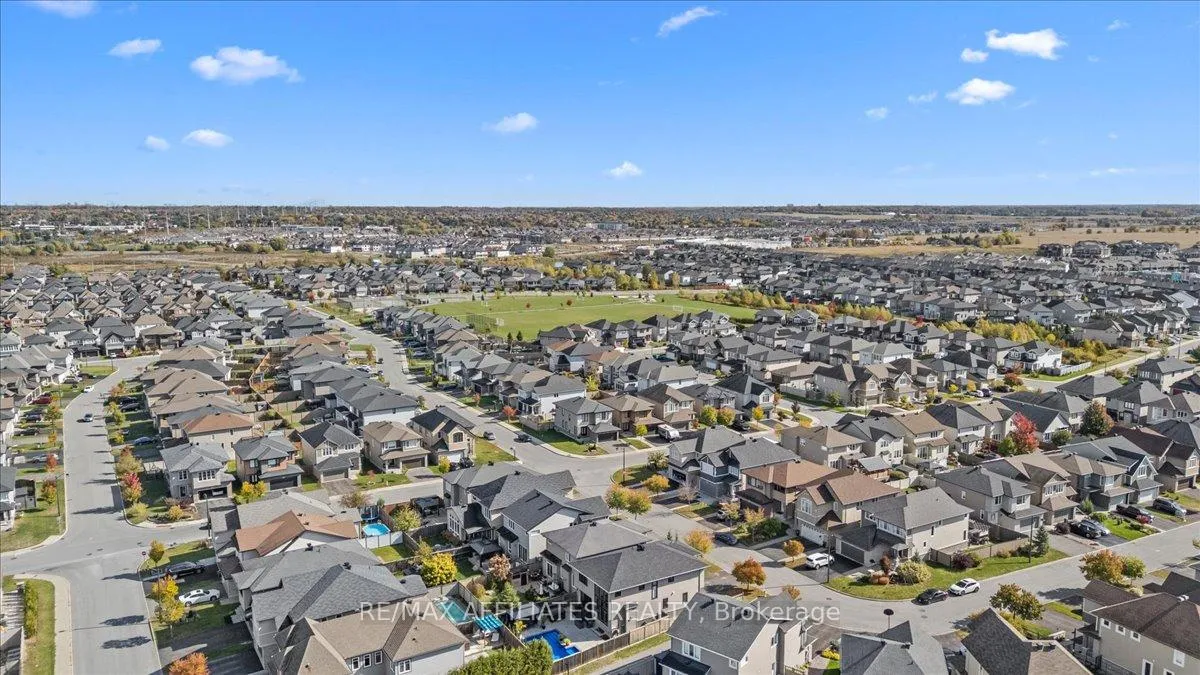 Photo 45 of 308 Equine Way, Ottawa, Kanata - Emerald Meadows/Trailwest — HOMEH