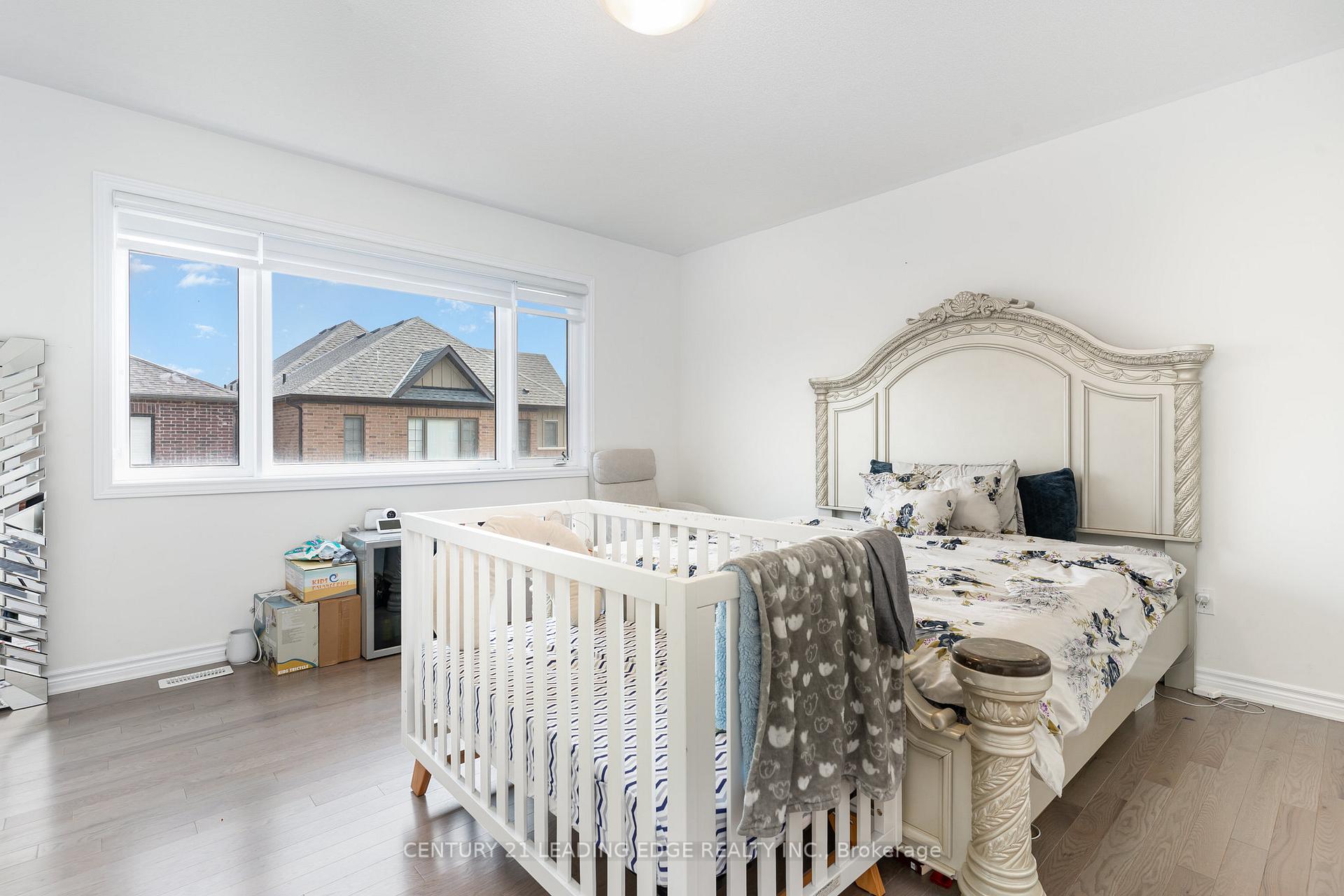 Photo 12 of 35 Petch Avenue, Caledon, Rural Caledon — HOMEH