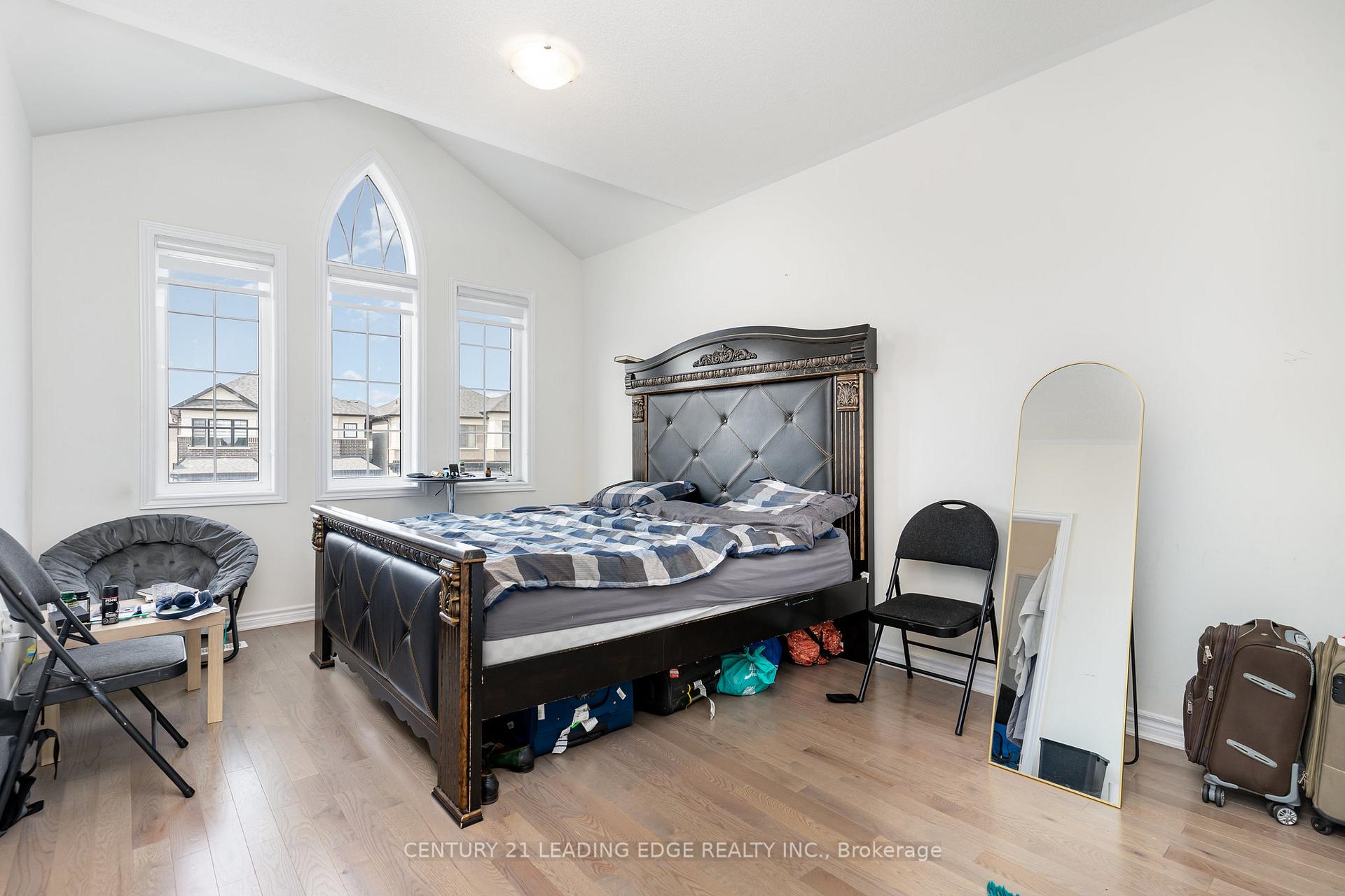 Photo 17 of 35 Petch Avenue, Caledon, Rural Caledon — HOMEH