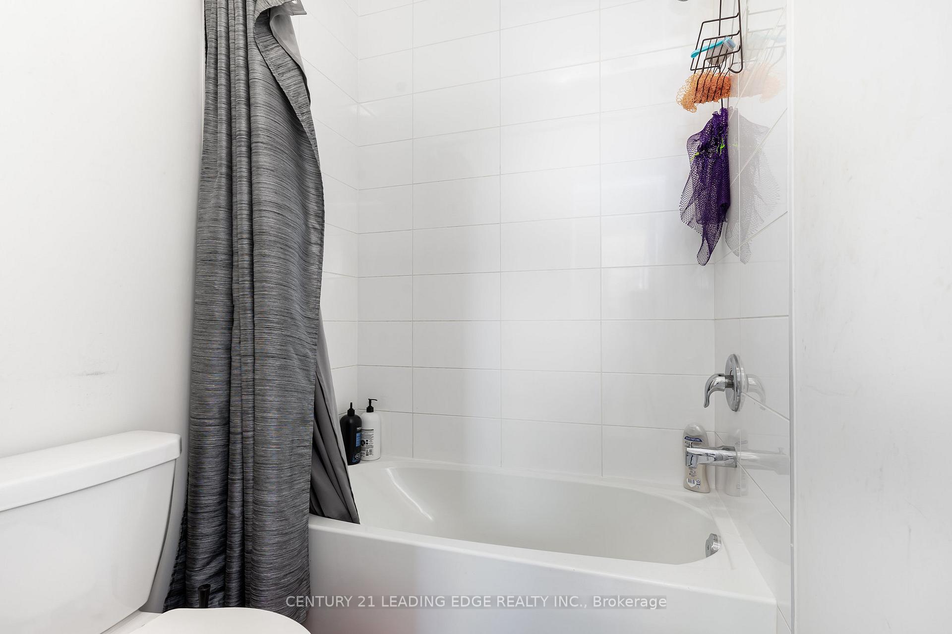 Photo 18 of 35 Petch Avenue, Caledon, Rural Caledon — HOMEH