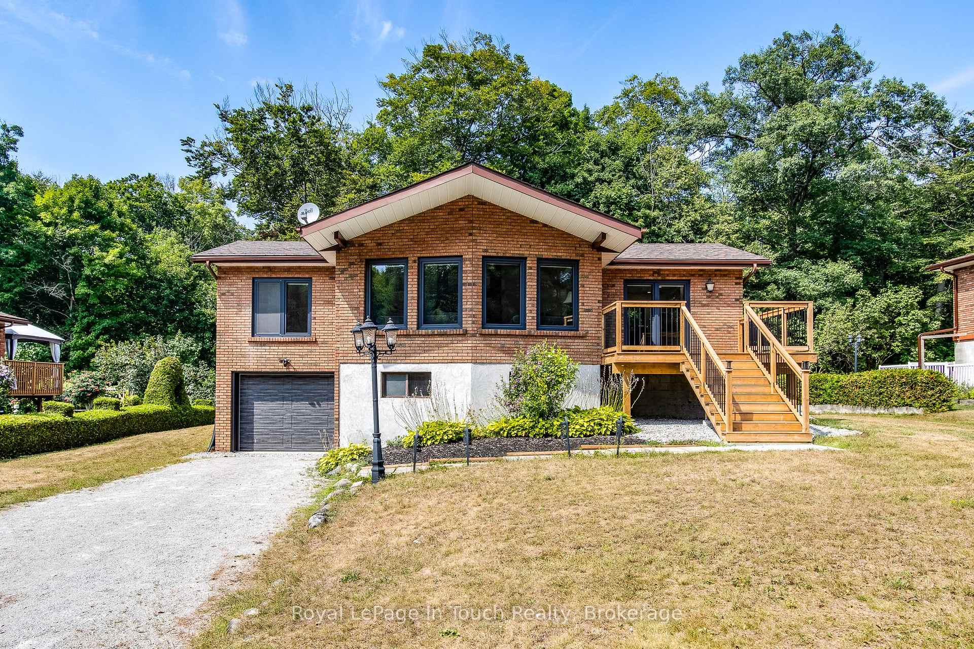 Photo 2 of 26 Glen Cedar Drive, Tiny, Rural Tiny — HOMEH