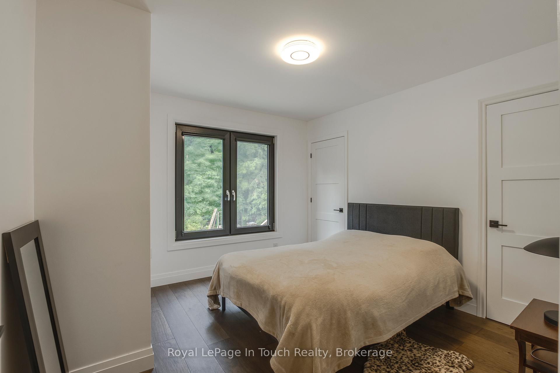 Photo 18 of 26 Glen Cedar Drive, Tiny, Rural Tiny — HOMEH