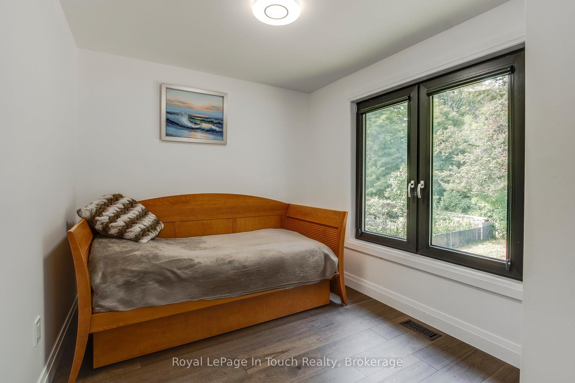 Photo 19 of 26 Glen Cedar Drive, Tiny, Rural Tiny — HOMEH