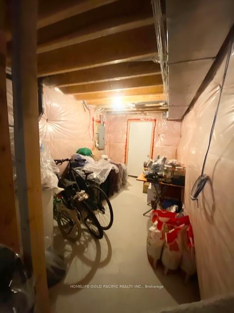 Photo 12 of 81 Beckett Avenue, Markham, Berczy — HOMEH