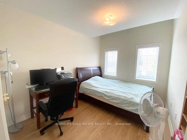 Photo 14 of 81 Beckett Avenue, Markham, Berczy — HOMEH