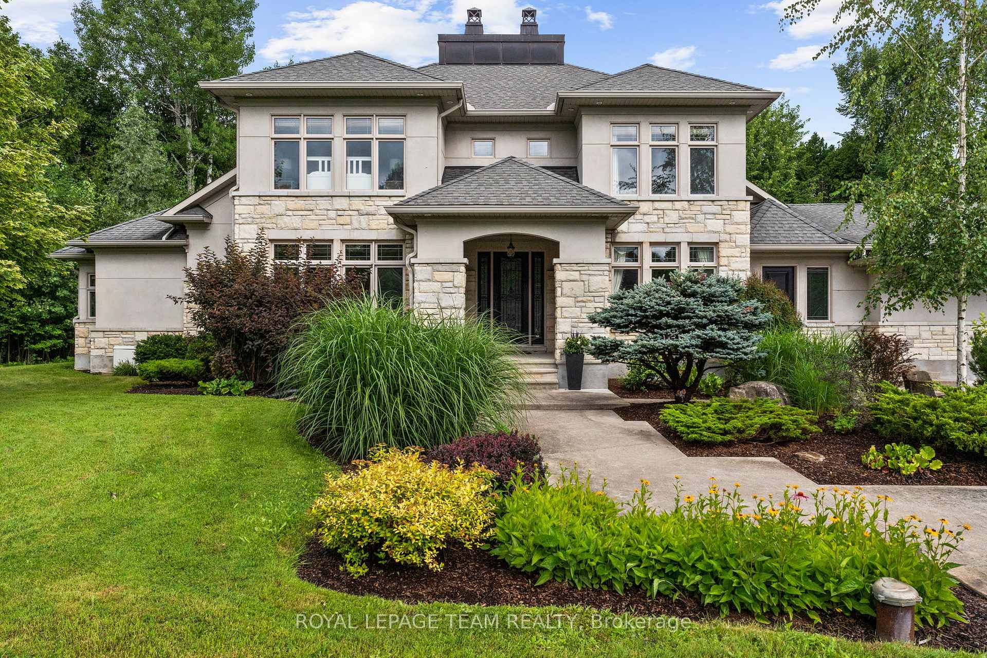 Photo 3 of 5811 Longhearth Way, Ottawa, Manotick East to Manotick Station — HOMEH