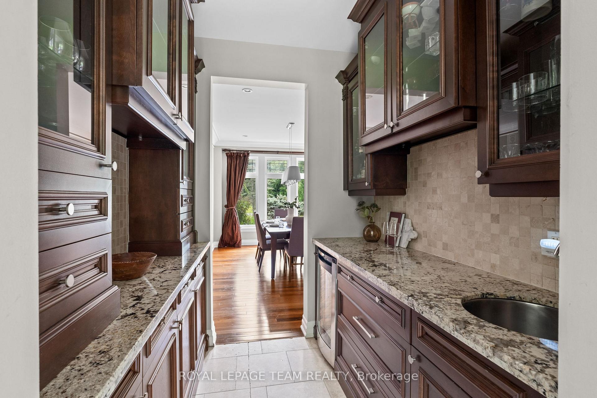 Photo 15 of 5811 Longhearth Way, Ottawa, Manotick East to Manotick Station — HOMEH