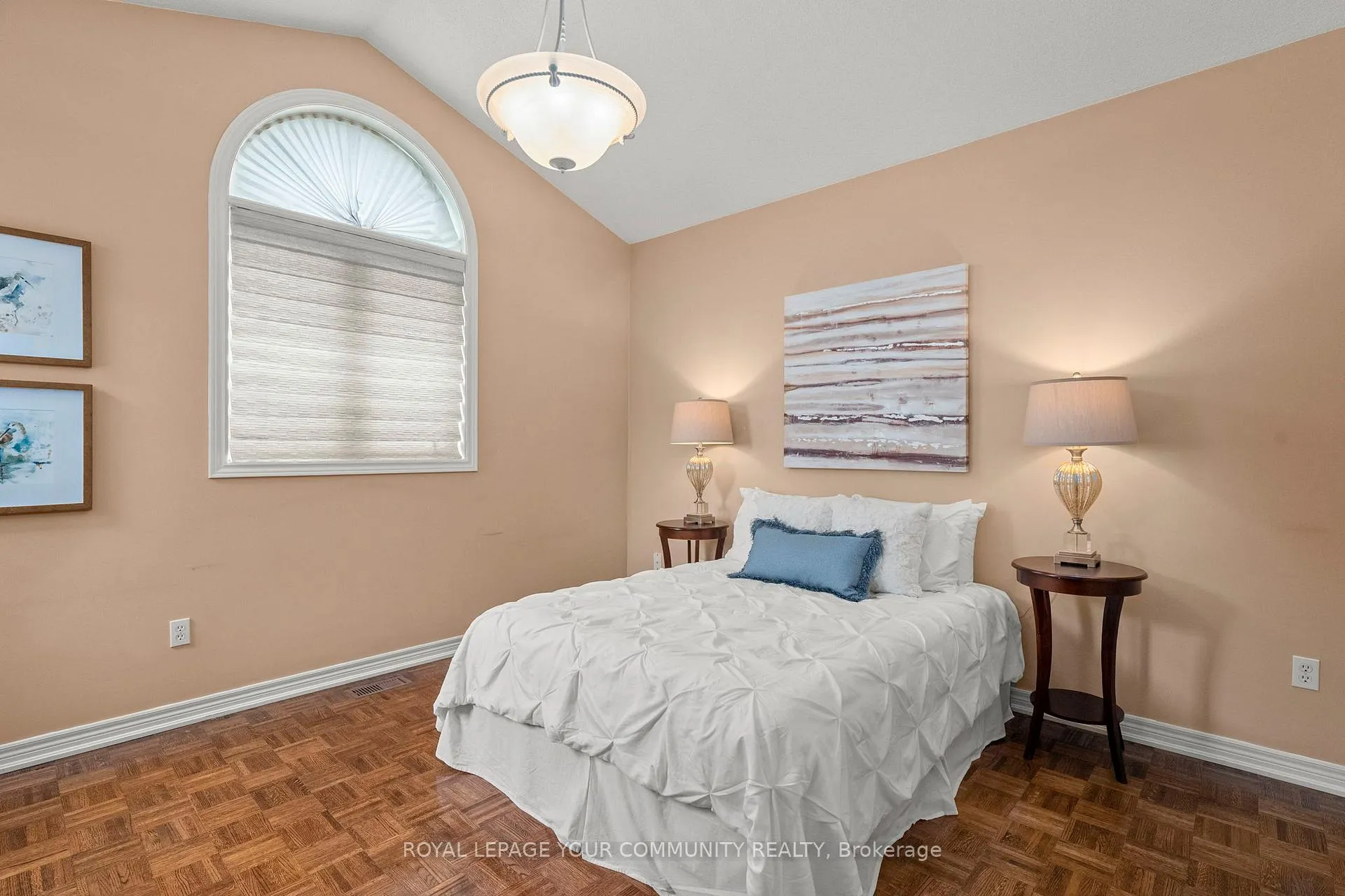 Photo 14 of 29 Cliveden Place, Markham, Berczy — HOMEH