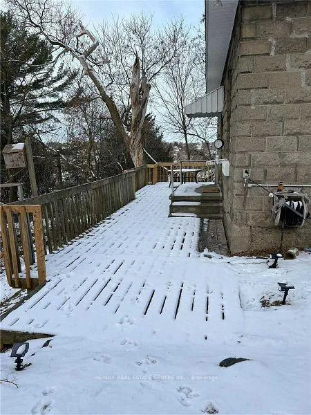 Photo 2 of 18 Redwood Drive, Parry Sound — HOMEH