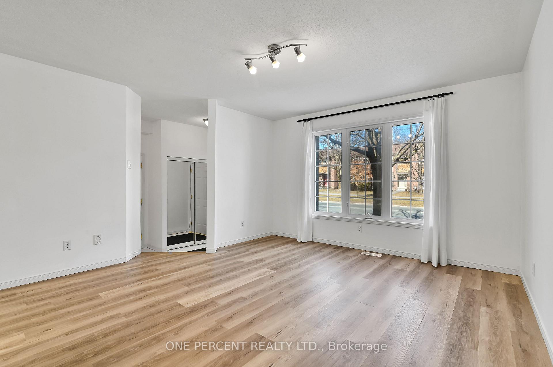 Photo 5 of 3356 McCarthy Road, Ottawa, Hunt Club — HOMEH