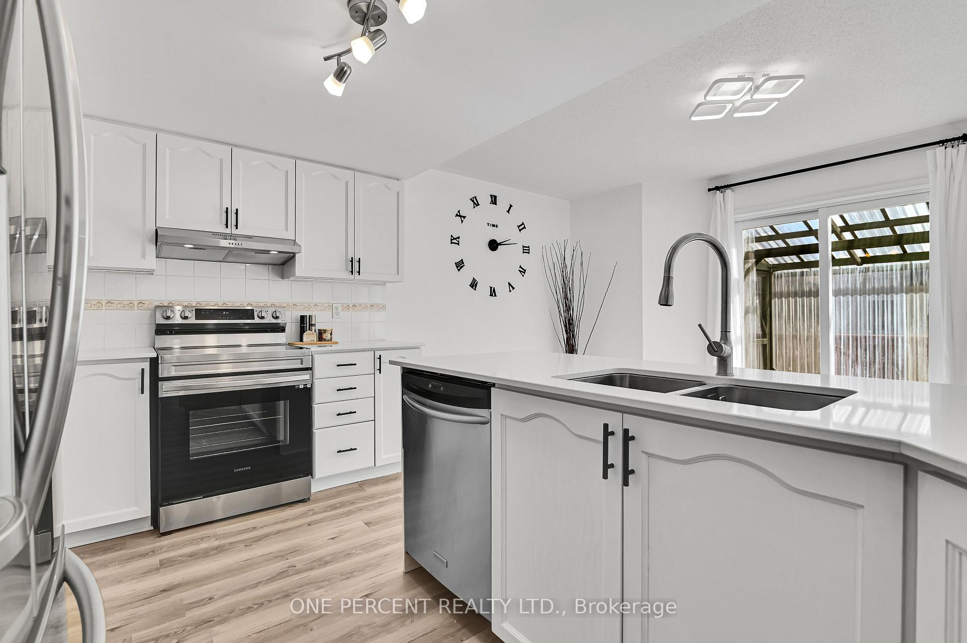 Photo 10 of 3356 McCarthy Road, Ottawa, Hunt Club — HOMEH