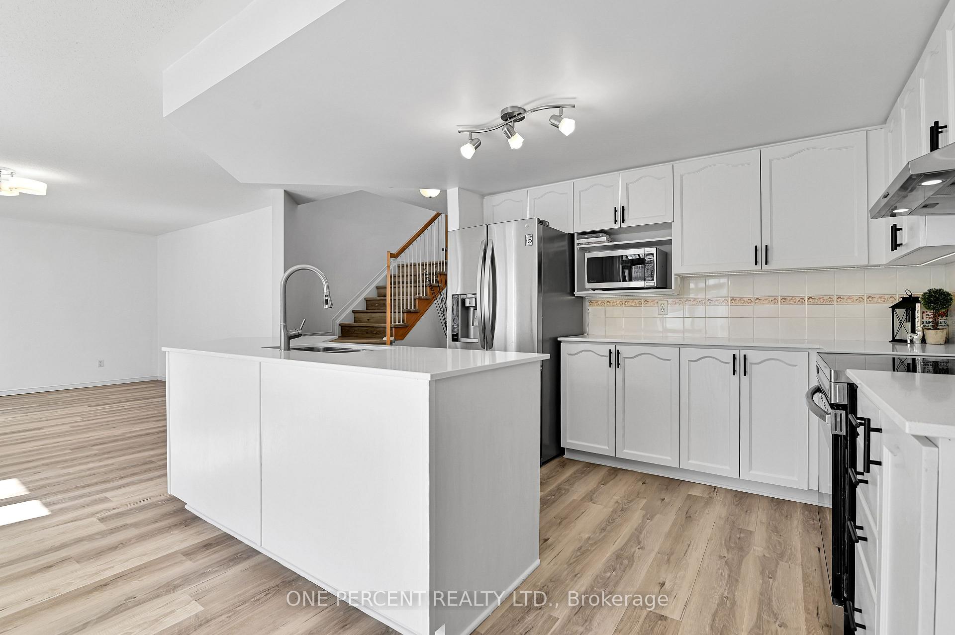 Photo 13 of 3356 McCarthy Road, Ottawa, Hunt Club — HOMEH