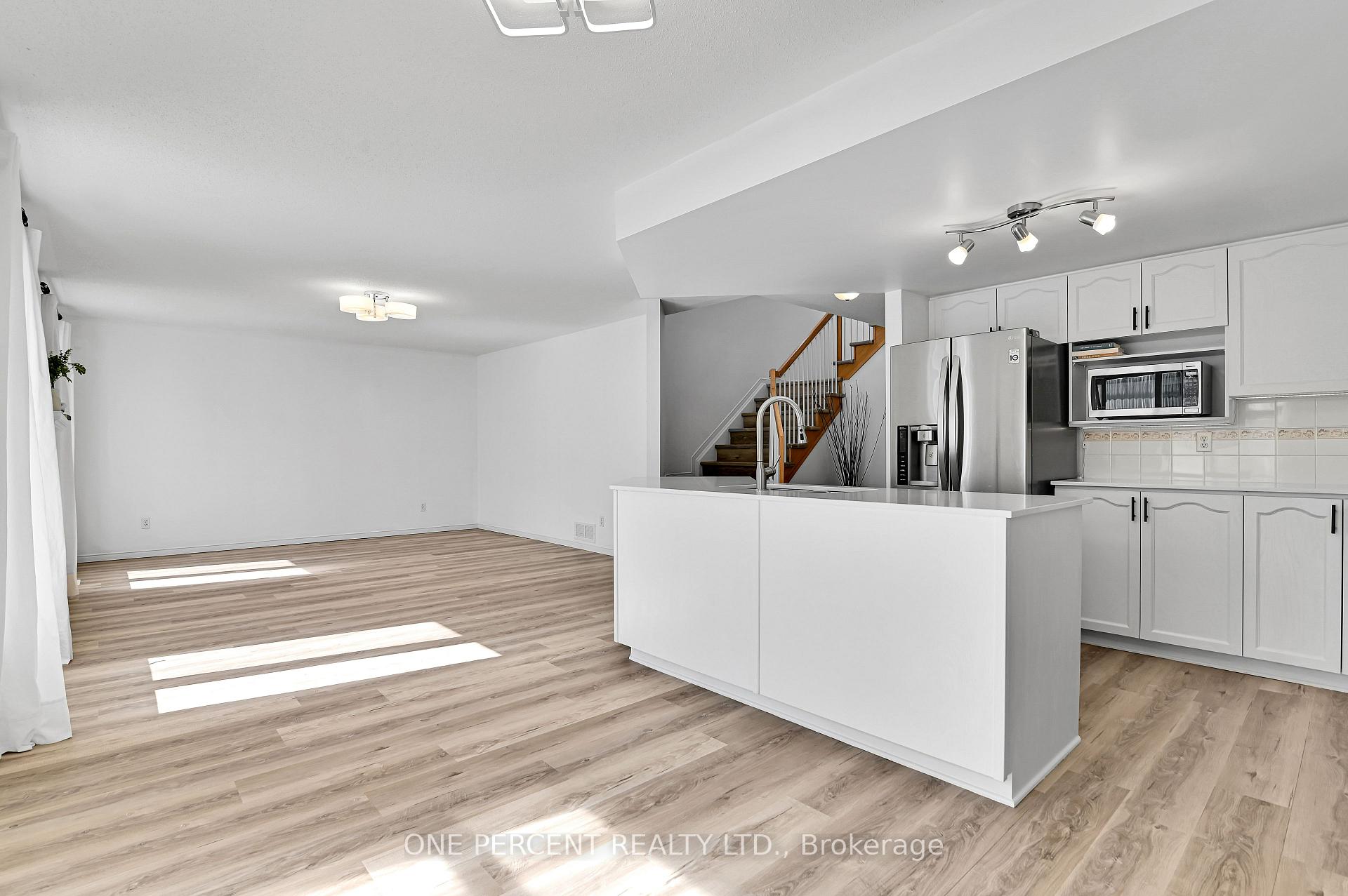 Photo 16 of 3356 McCarthy Road, Ottawa, Hunt Club — HOMEH