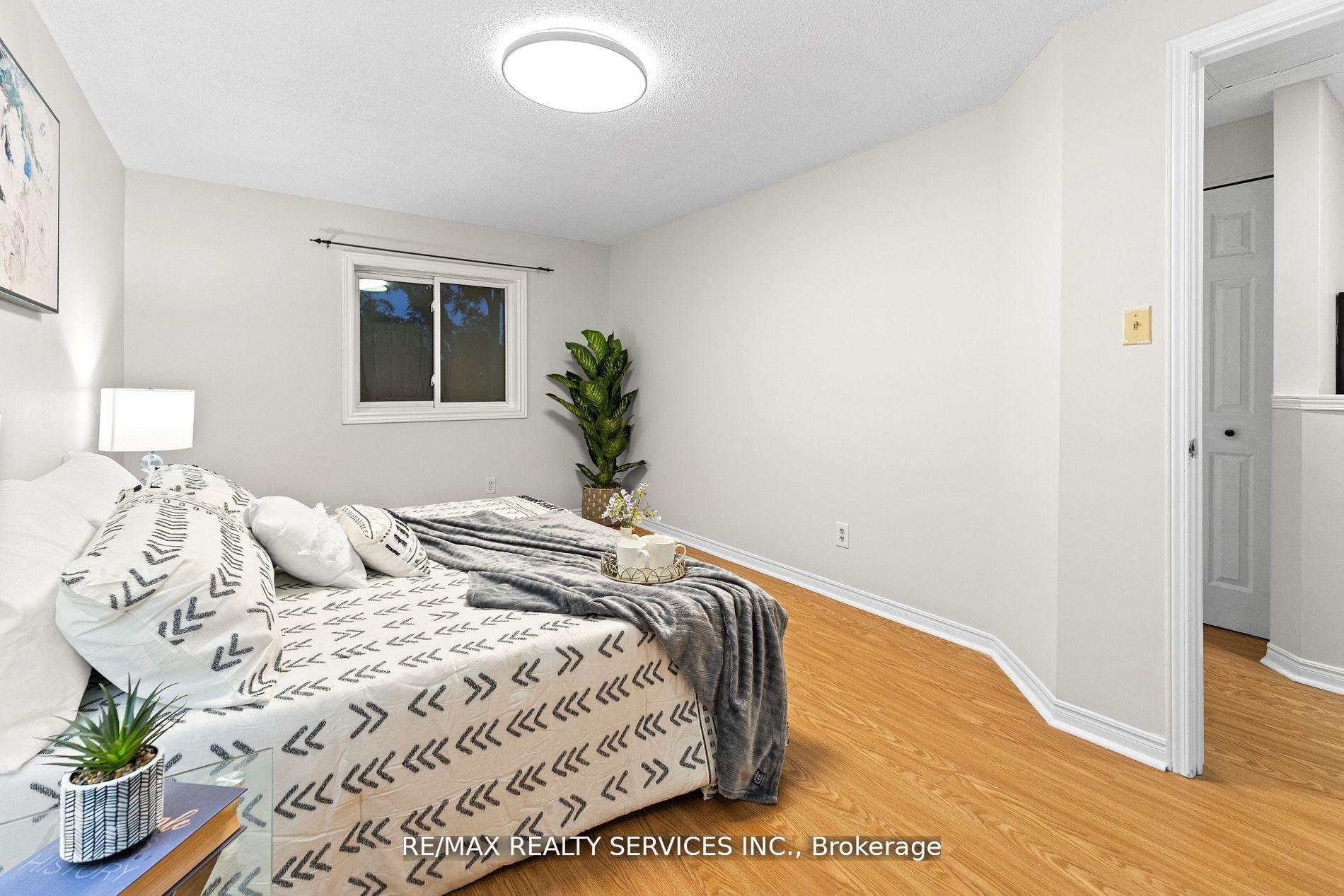 Photo 19 of 26 Woolwich Street, Kitchener — HOMEH