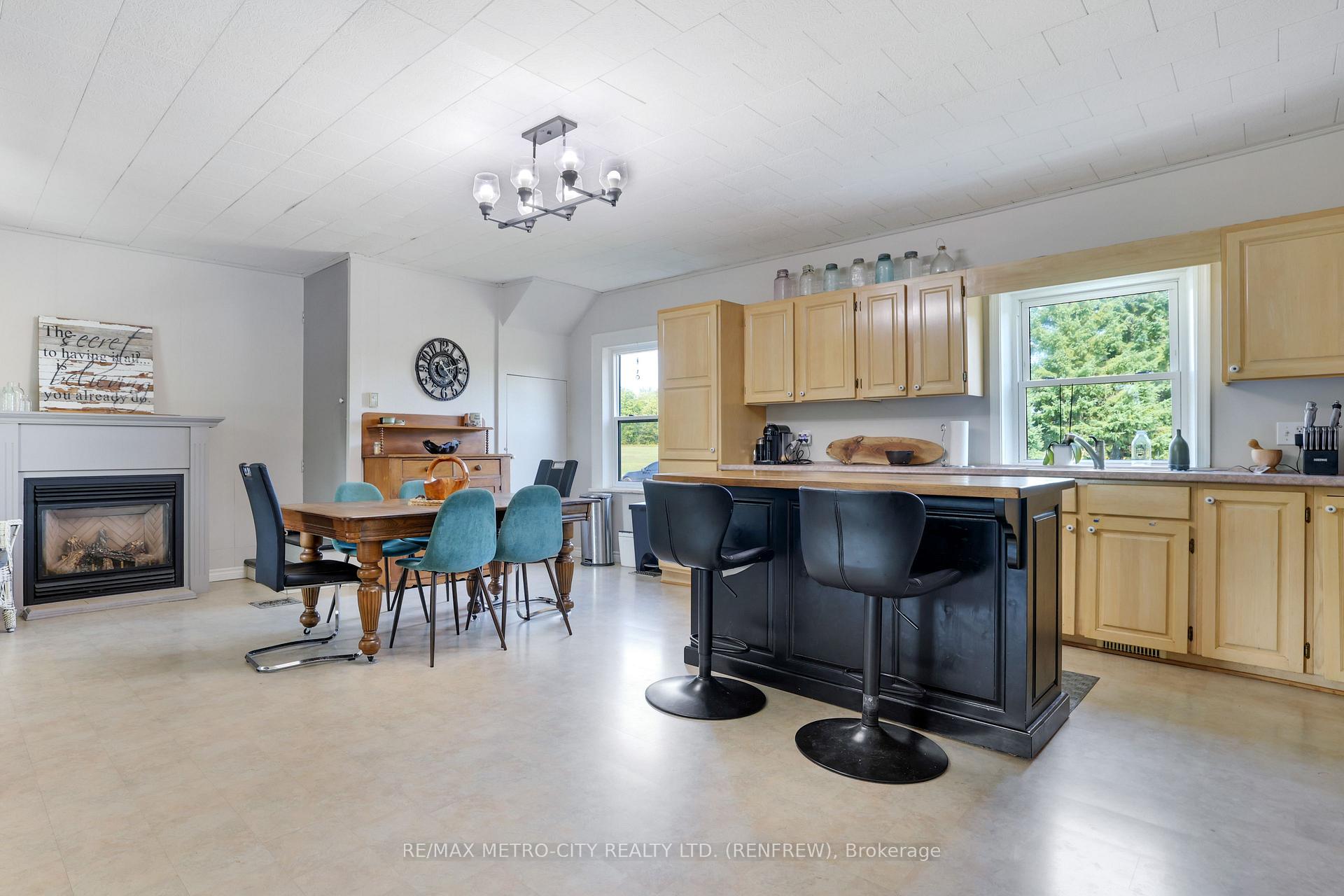 Photo 9 of 620 A Yantha Road, Horton, Horton Twp — HOMEH