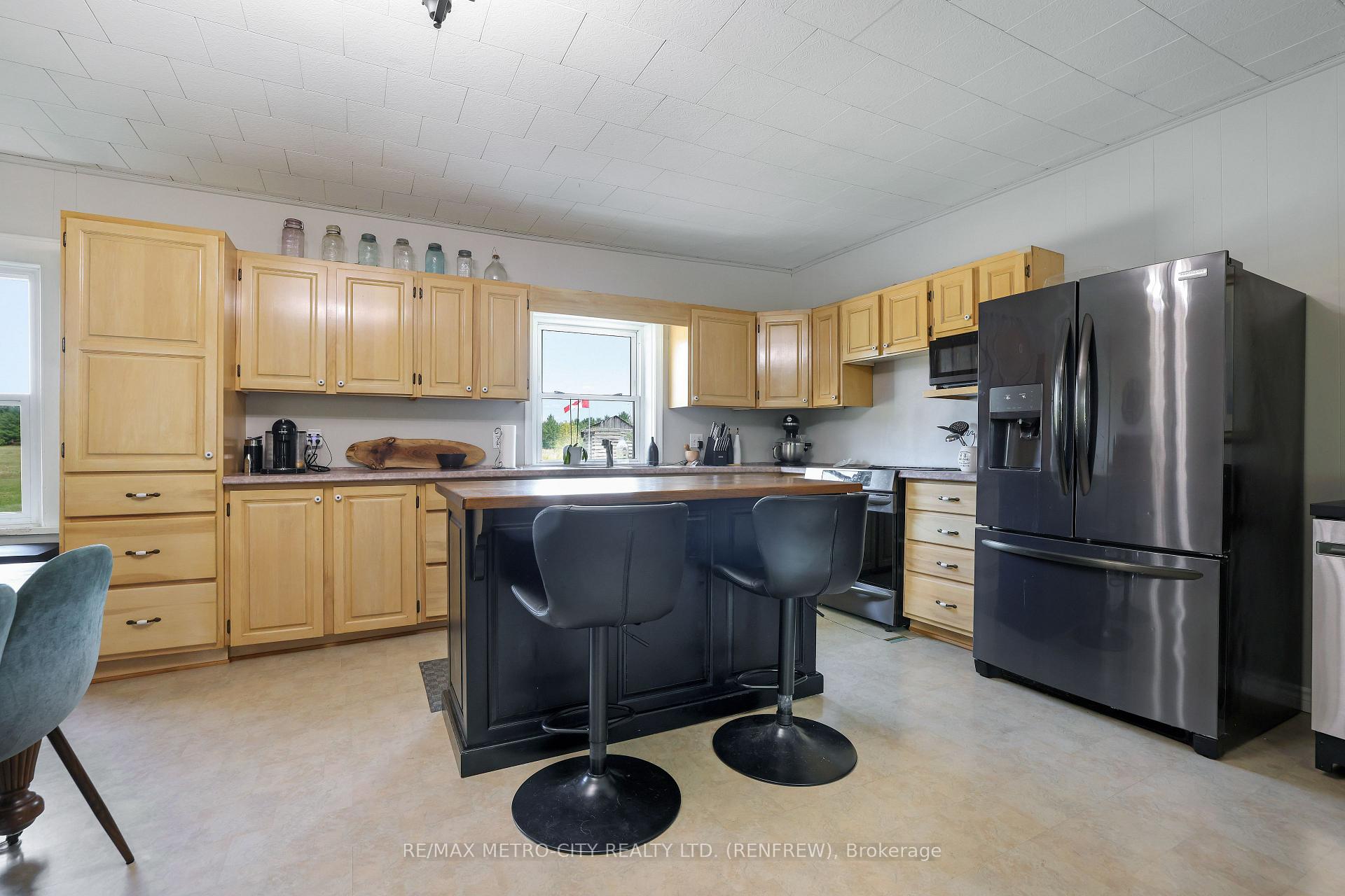 Photo 12 of 620 A Yantha Road, Horton, Horton Twp — HOMEH