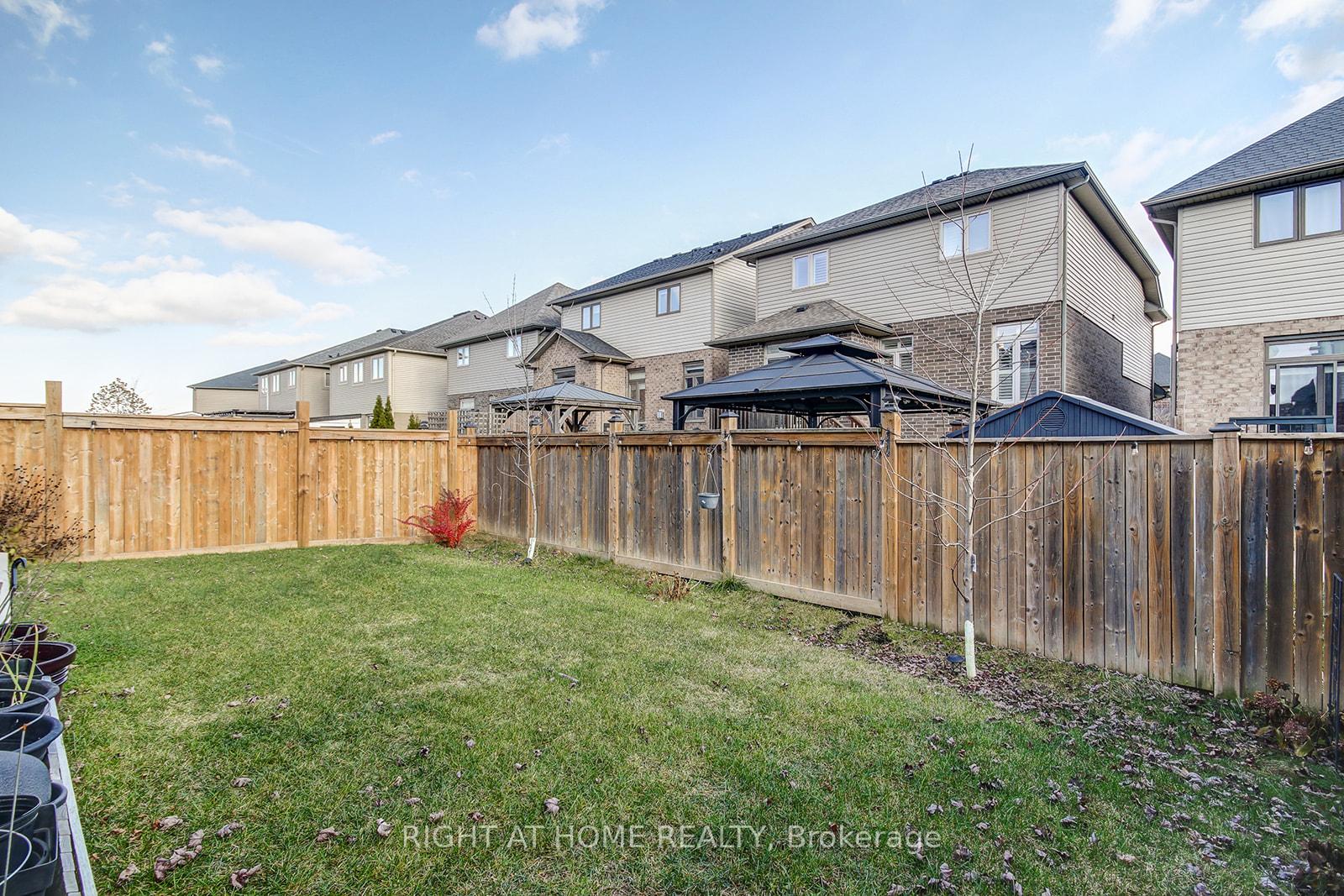 Photo 43 of 40 Mcwatters Street, Hamilton, Binbrook — HOMEH