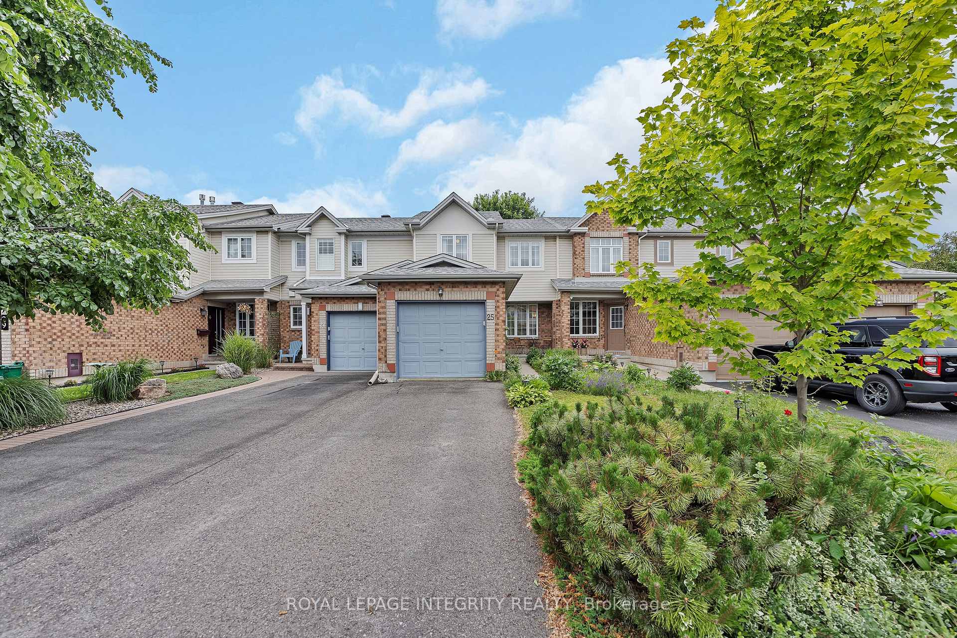 Photo 1 of 25 Drumso Street, Ottawa, Hunt Club Park/Greenboro — HOMEH