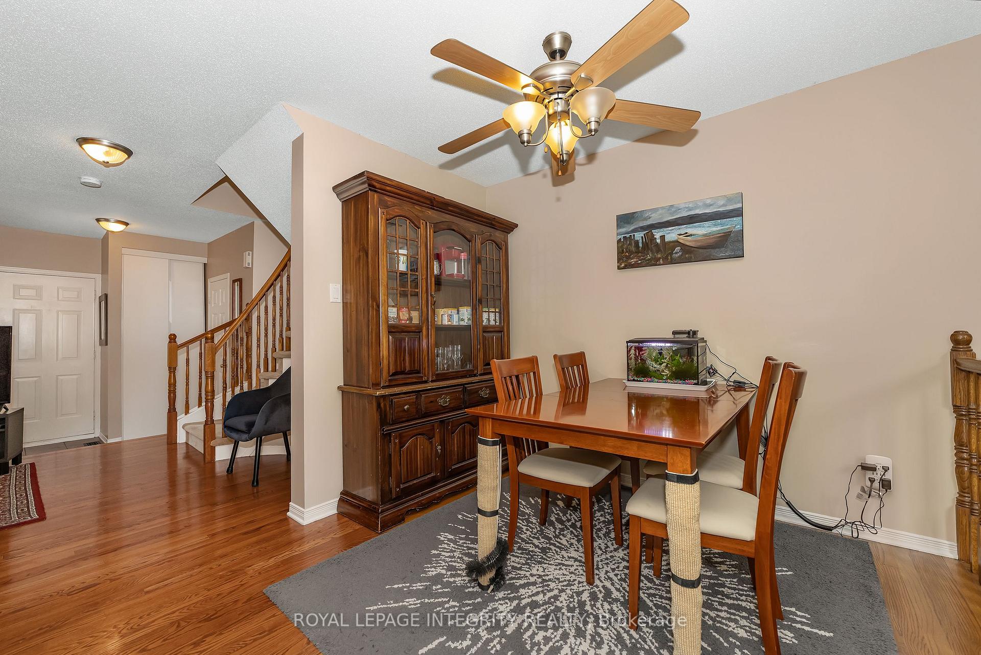 Photo 10 of 25 Drumso Street, Ottawa, Hunt Club Park/Greenboro — HOMEH