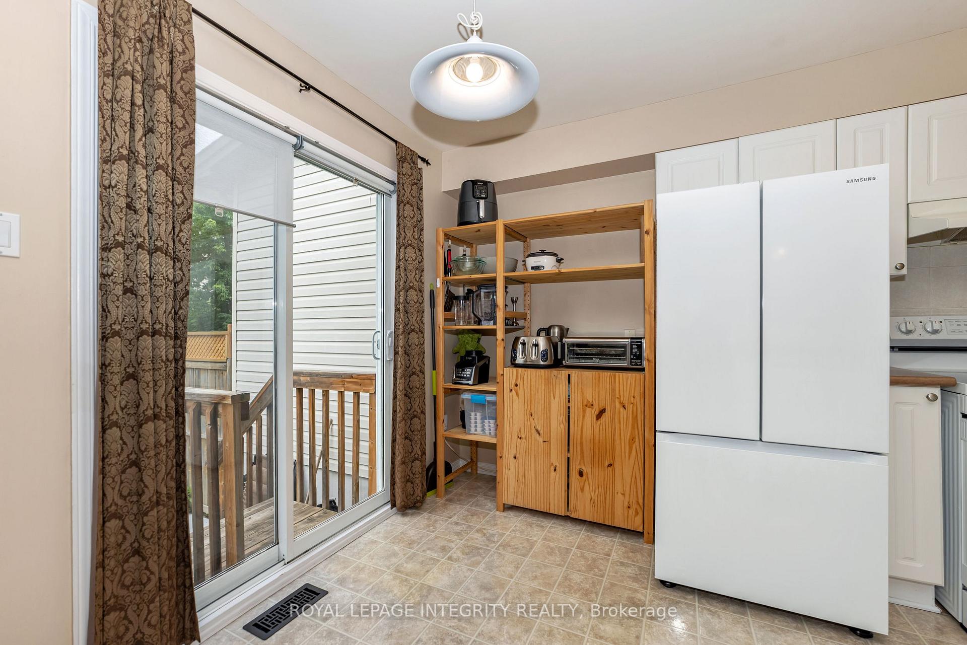 Photo 17 of 25 Drumso Street, Ottawa, Hunt Club Park/Greenboro — HOMEH