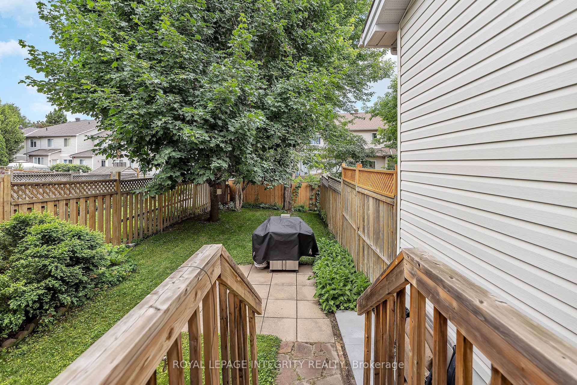 Photo 32 of 25 Drumso Street, Ottawa, Hunt Club Park/Greenboro — HOMEH
