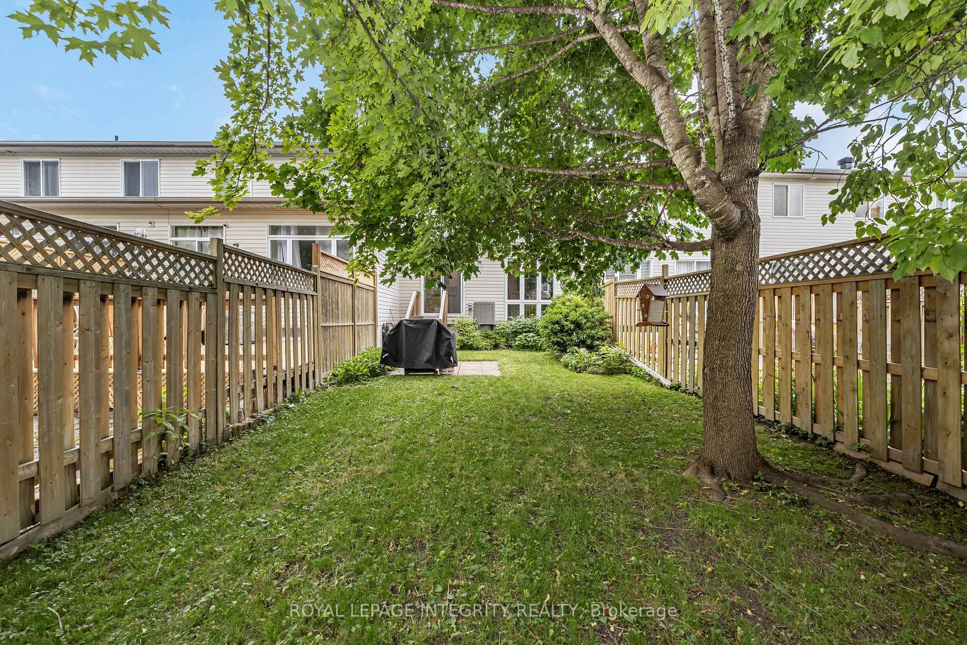 Photo 35 of 25 Drumso Street, Ottawa, Hunt Club Park/Greenboro — HOMEH