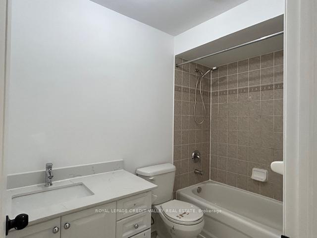 Photo 15 of 4 Blue Meadow Court, Markham, Box Grove — HOMEH