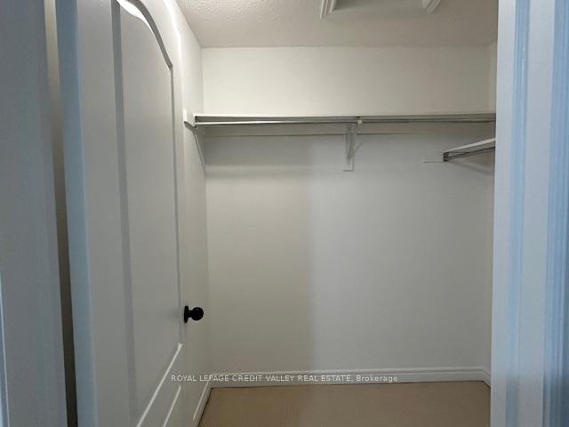 Photo 16 of 4 Blue Meadow Court, Markham, Box Grove — HOMEH