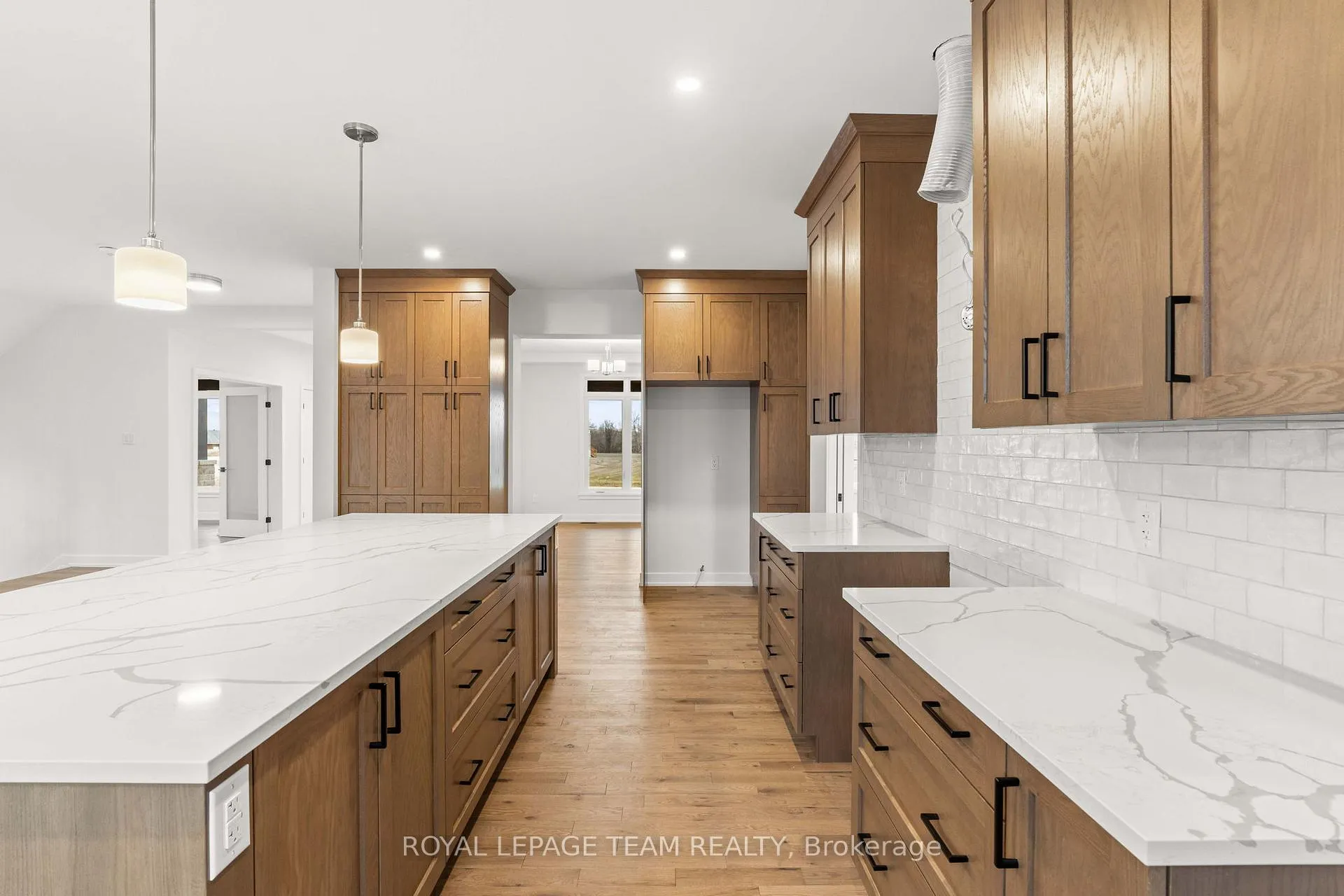 Photo 13 of 71 Hogan Drive, McNab/Braeside, Mcnab/Braeside Twps — HOMEH
