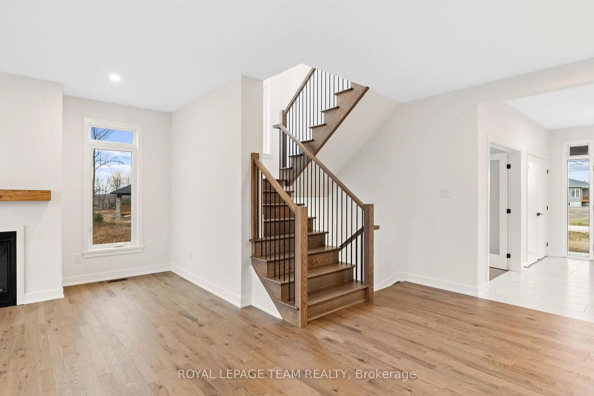 Photo 25 of 71 Hogan Drive, McNab/Braeside, Mcnab/Braeside Twps — HOMEH
