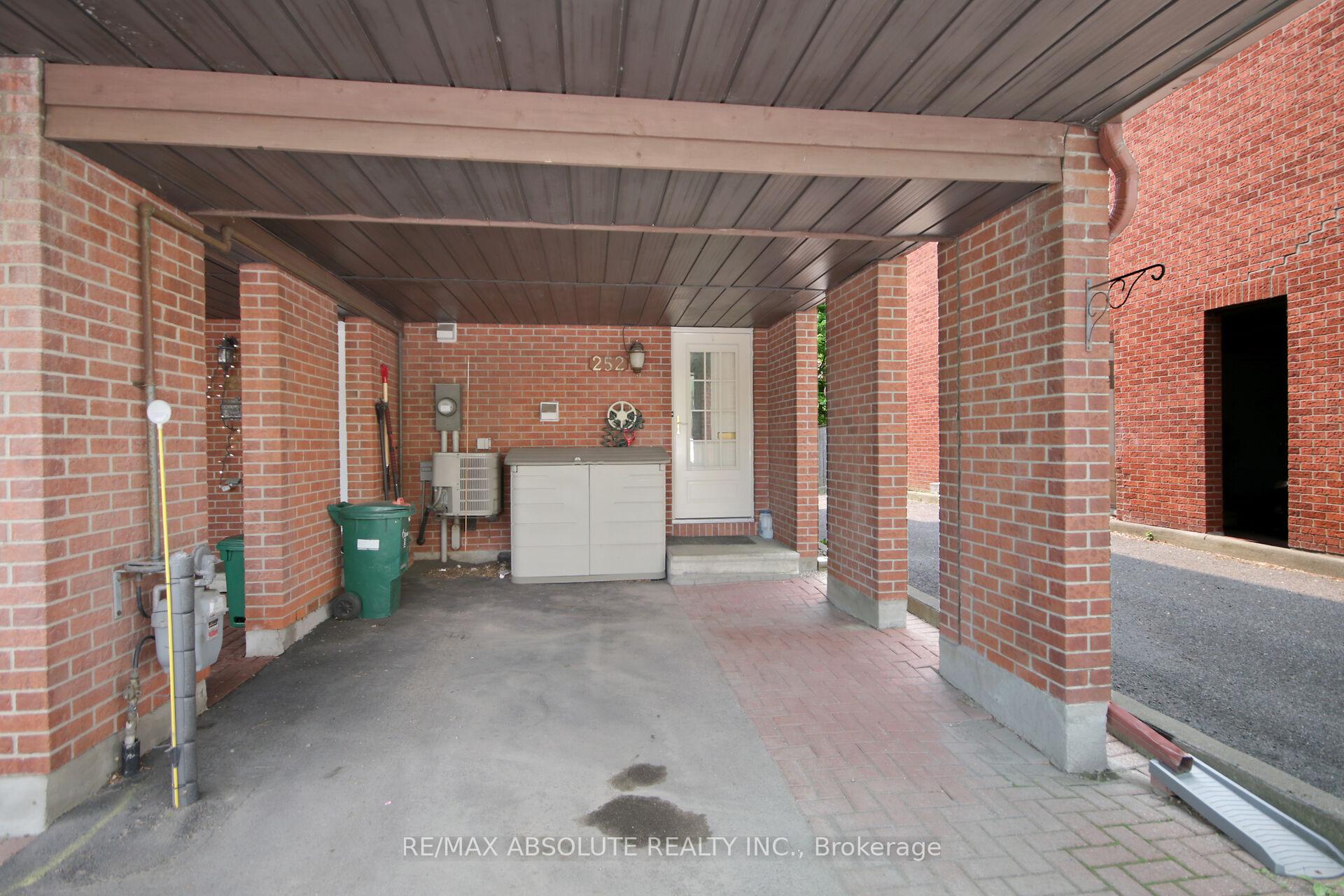 Photo 3 of 252 Bruyere Street, Ottawa, Lower Town — HOMEH