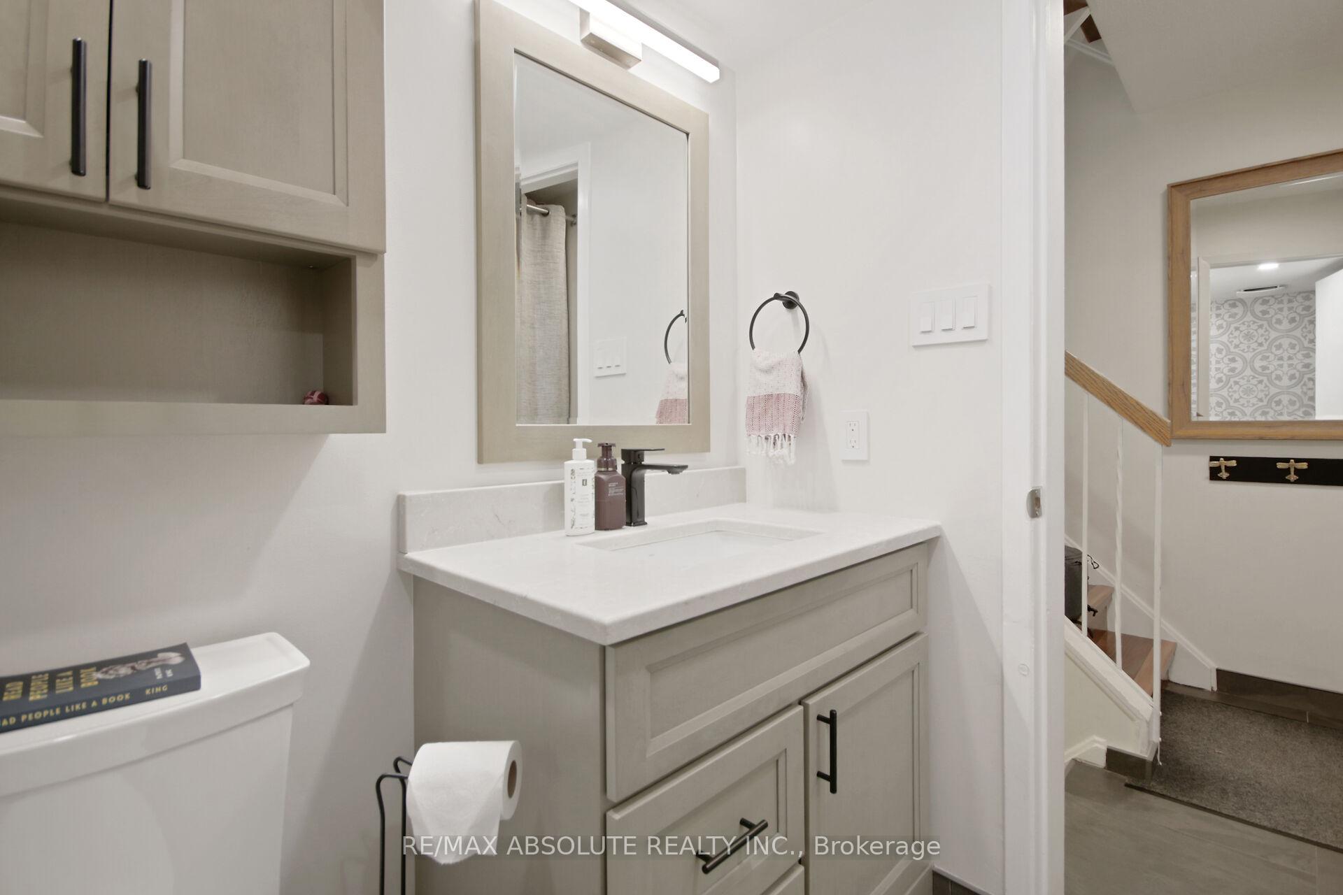 Photo 5 of 252 Bruyere Street, Ottawa, Lower Town — HOMEH