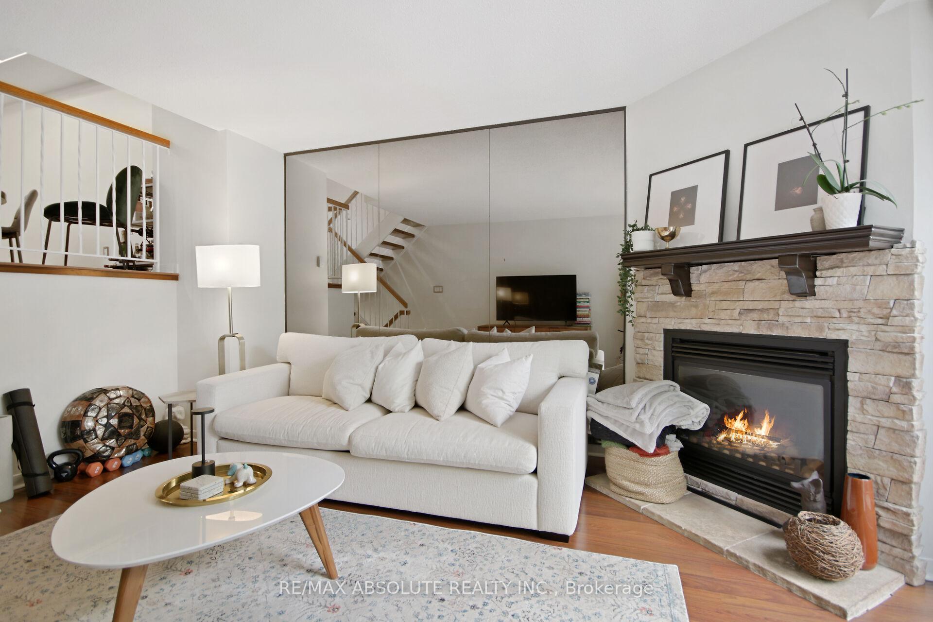 Photo 7 of 252 Bruyere Street, Ottawa, Lower Town — HOMEH