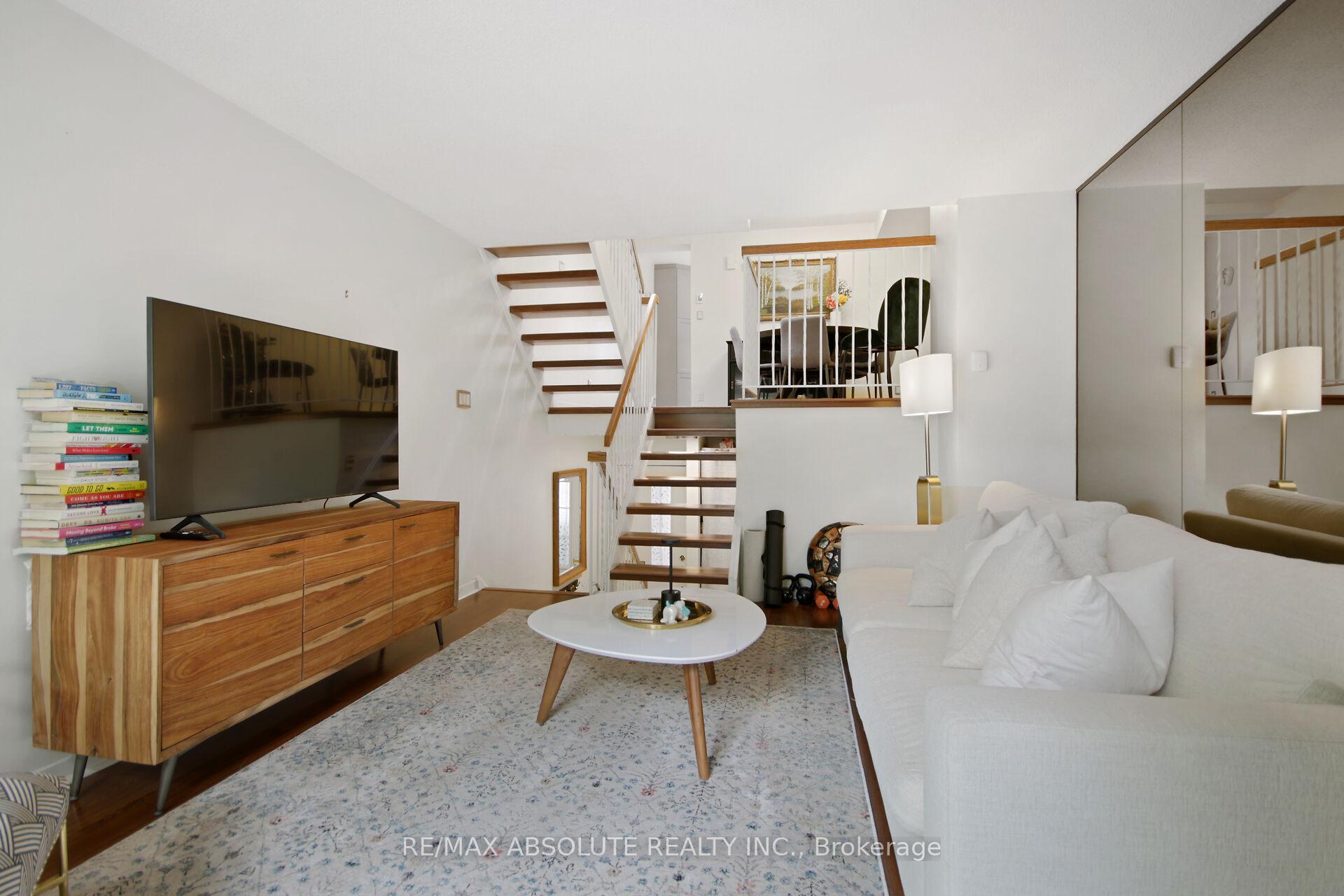 Photo 10 of 252 Bruyere Street, Ottawa, Lower Town — HOMEH
