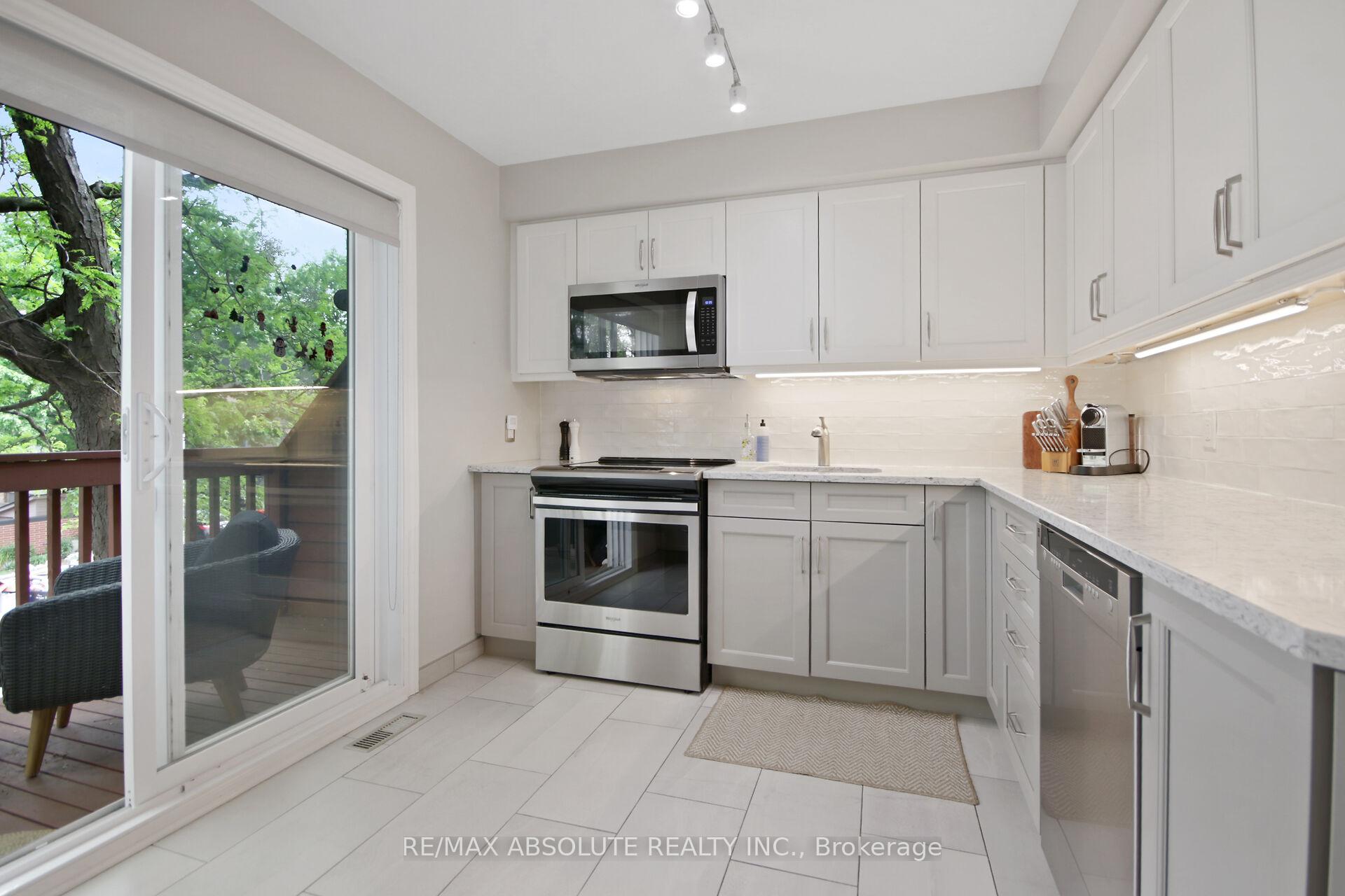 Photo 23 of 252 Bruyere Street, Ottawa, Lower Town — HOMEH