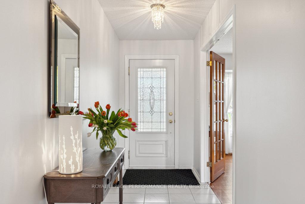 Photo 8 of 3453 Wyman Crescent, Ottawa, Windsor Park Village — HOMEH