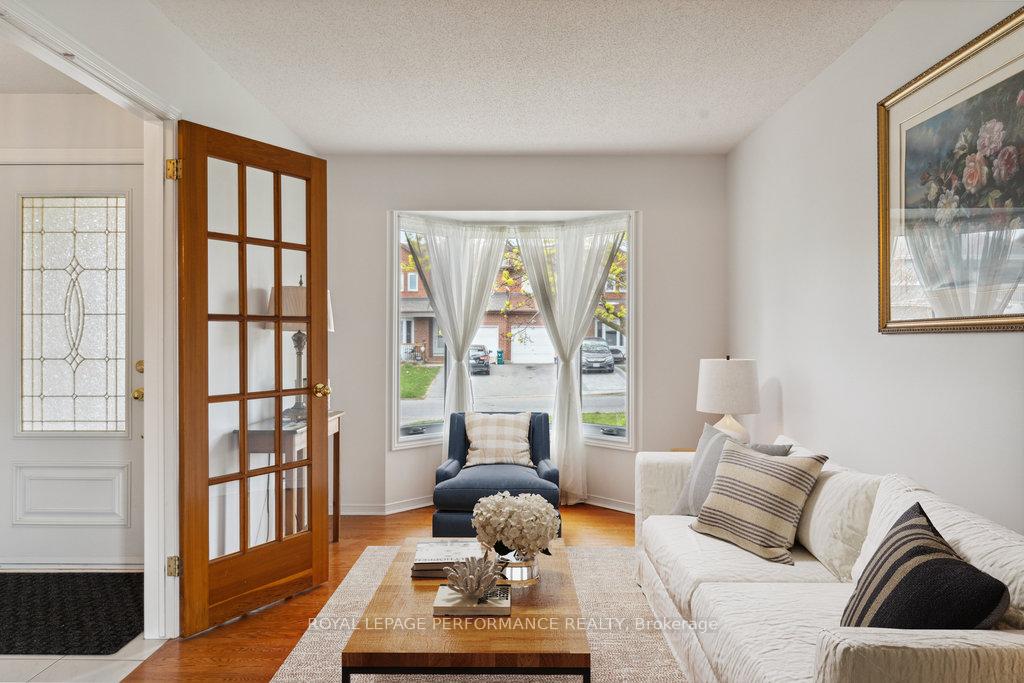 Photo 13 of 3453 Wyman Crescent, Ottawa, Windsor Park Village — HOMEH