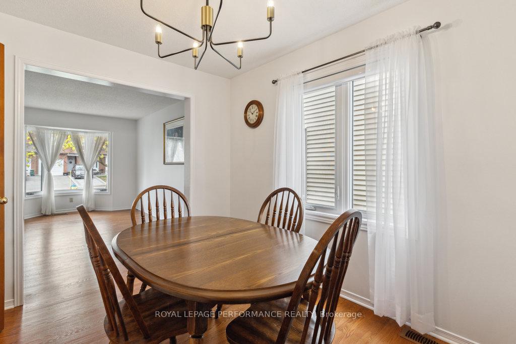 Photo 16 of 3453 Wyman Crescent, Ottawa, Windsor Park Village — HOMEH