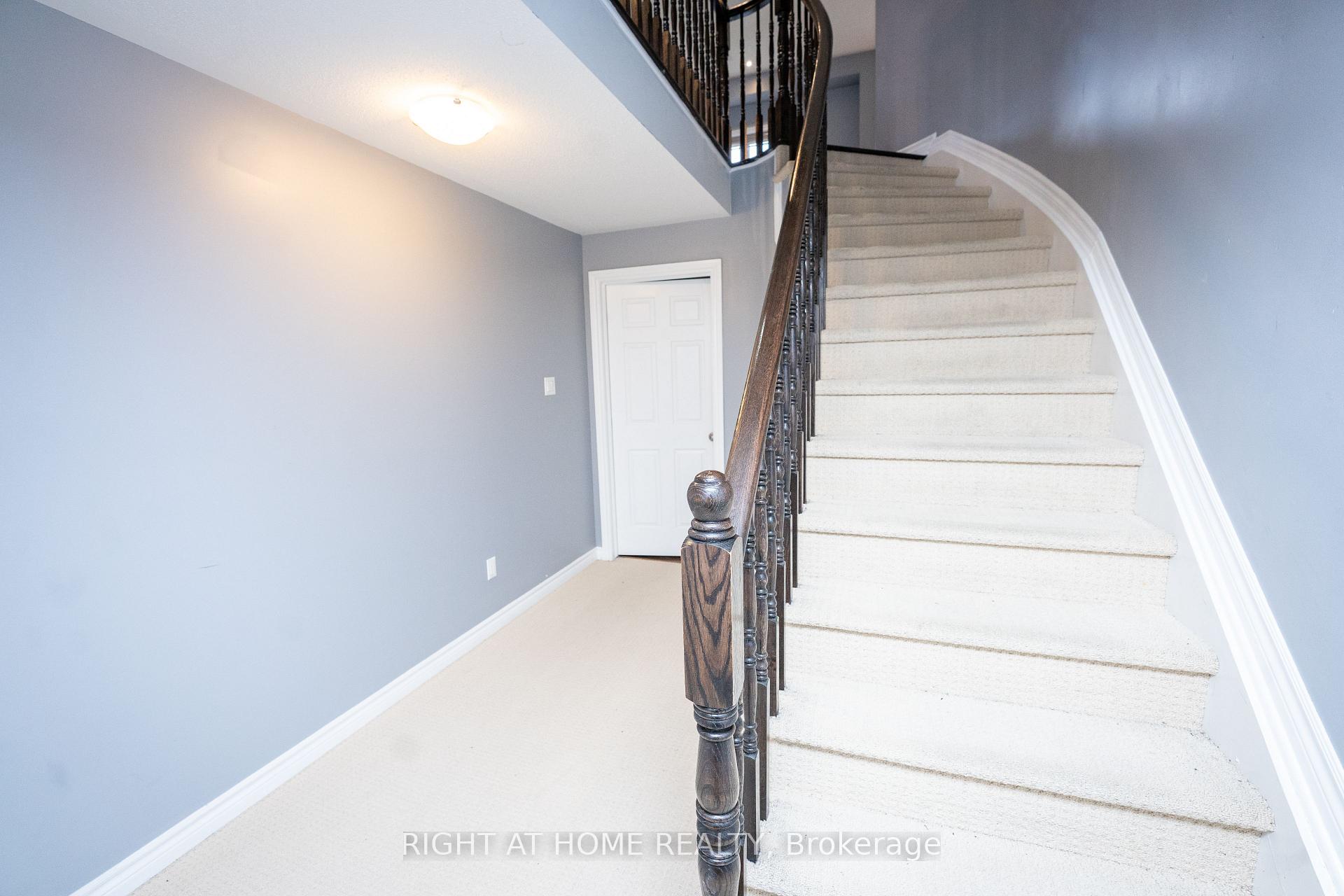 Photo 25 of 229 Kiwanis Court, Ottawa, Hunt Club Park/Greenboro — HOMEH
