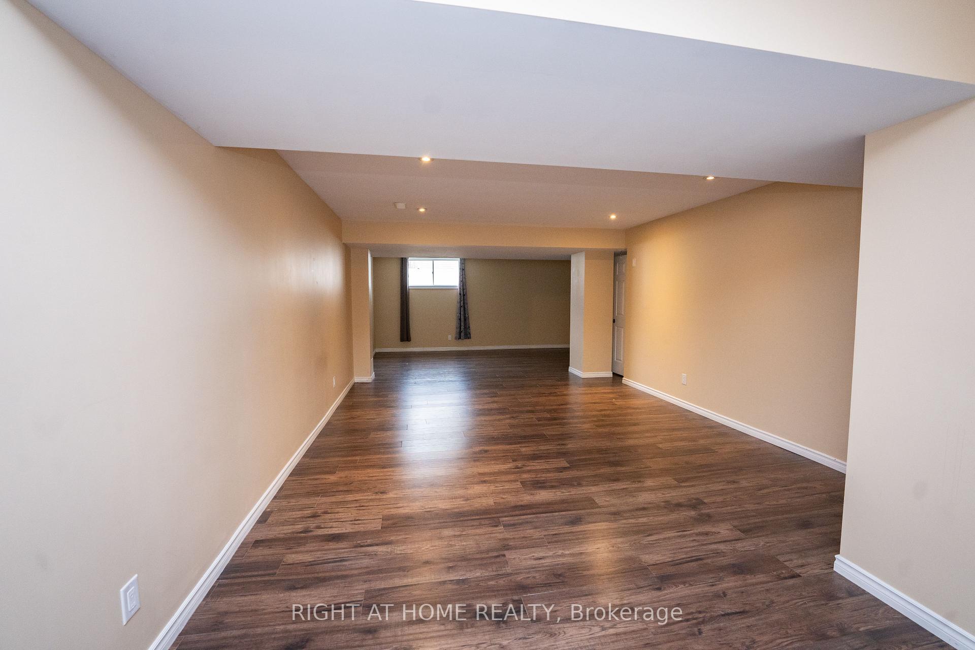 Photo 28 of 229 Kiwanis Court, Ottawa, Hunt Club Park/Greenboro — HOMEH