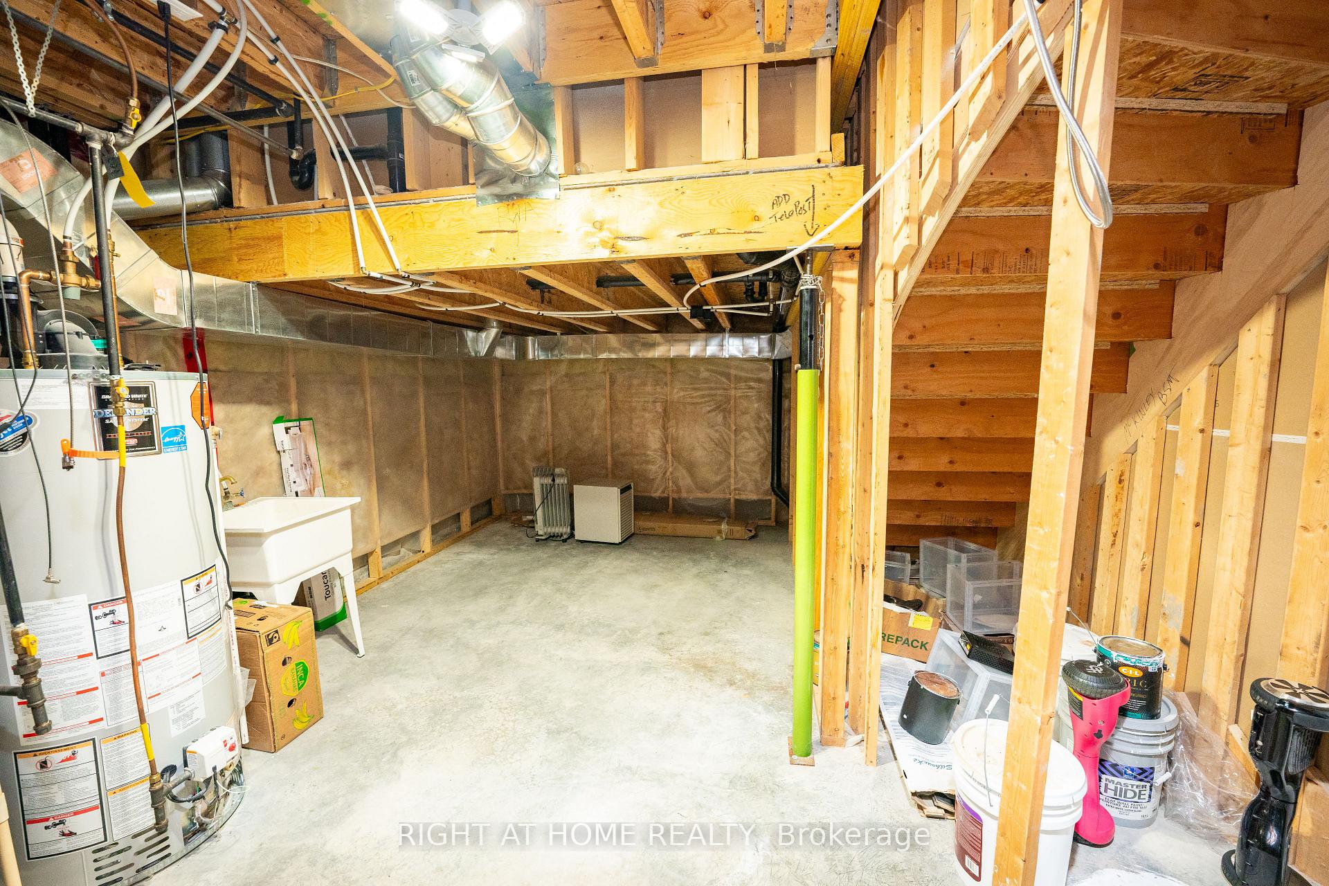Photo 31 of 229 Kiwanis Court, Ottawa, Hunt Club Park/Greenboro — HOMEH