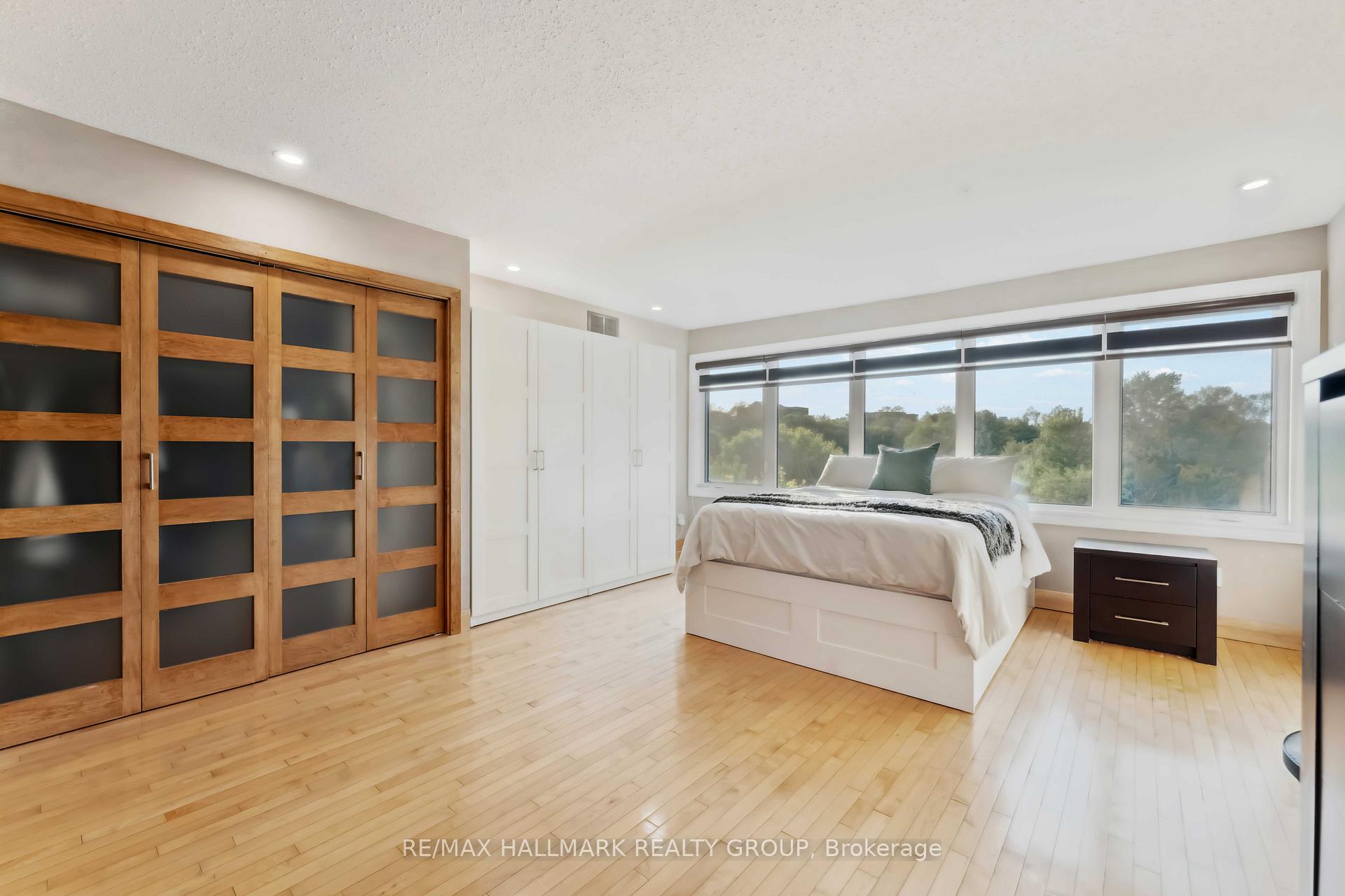 Photo 25 of 39 Robinson Avenue, Ottawa, Sandy Hill — HOMEH