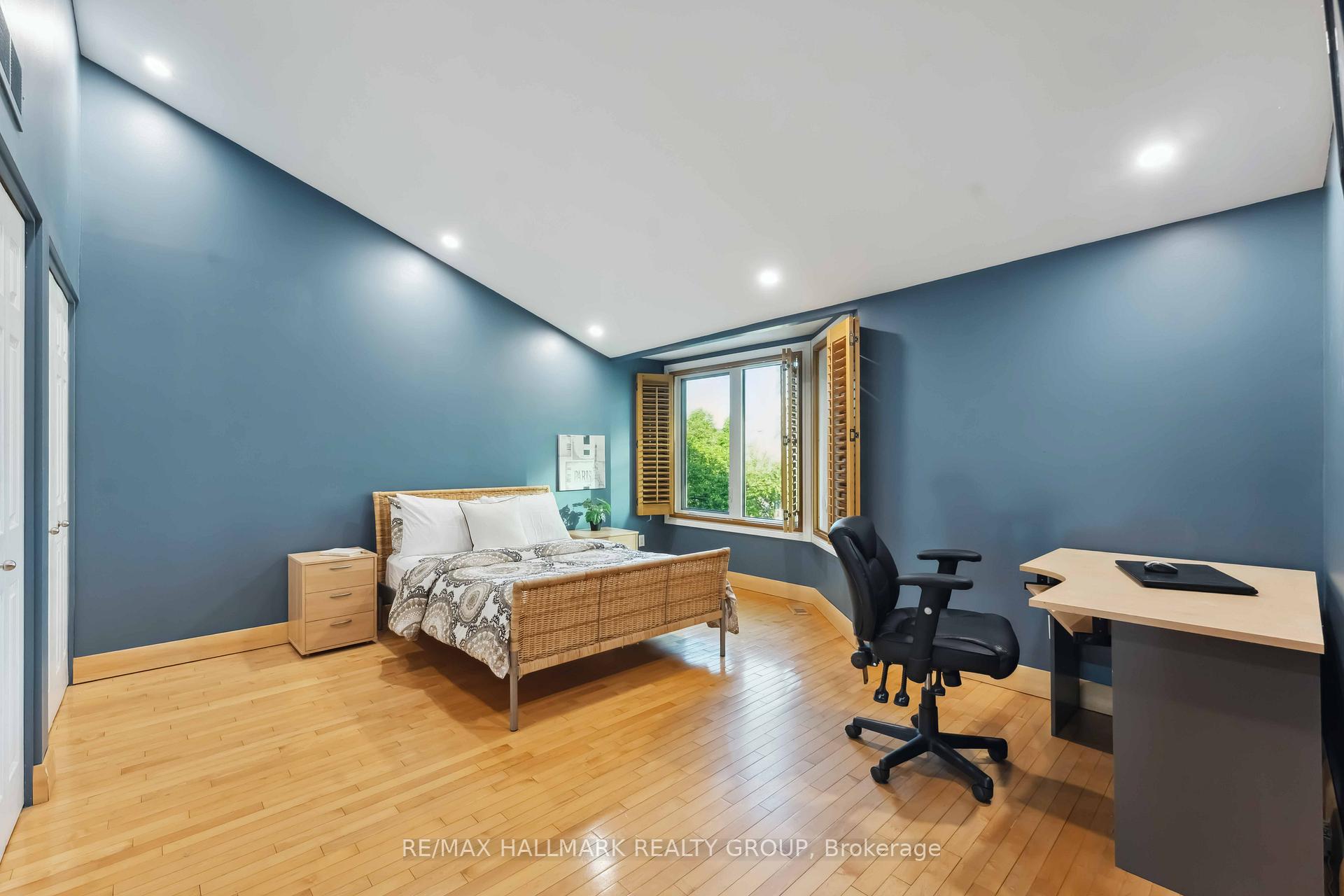 Photo 29 of 39 Robinson Avenue, Ottawa, Sandy Hill — HOMEH