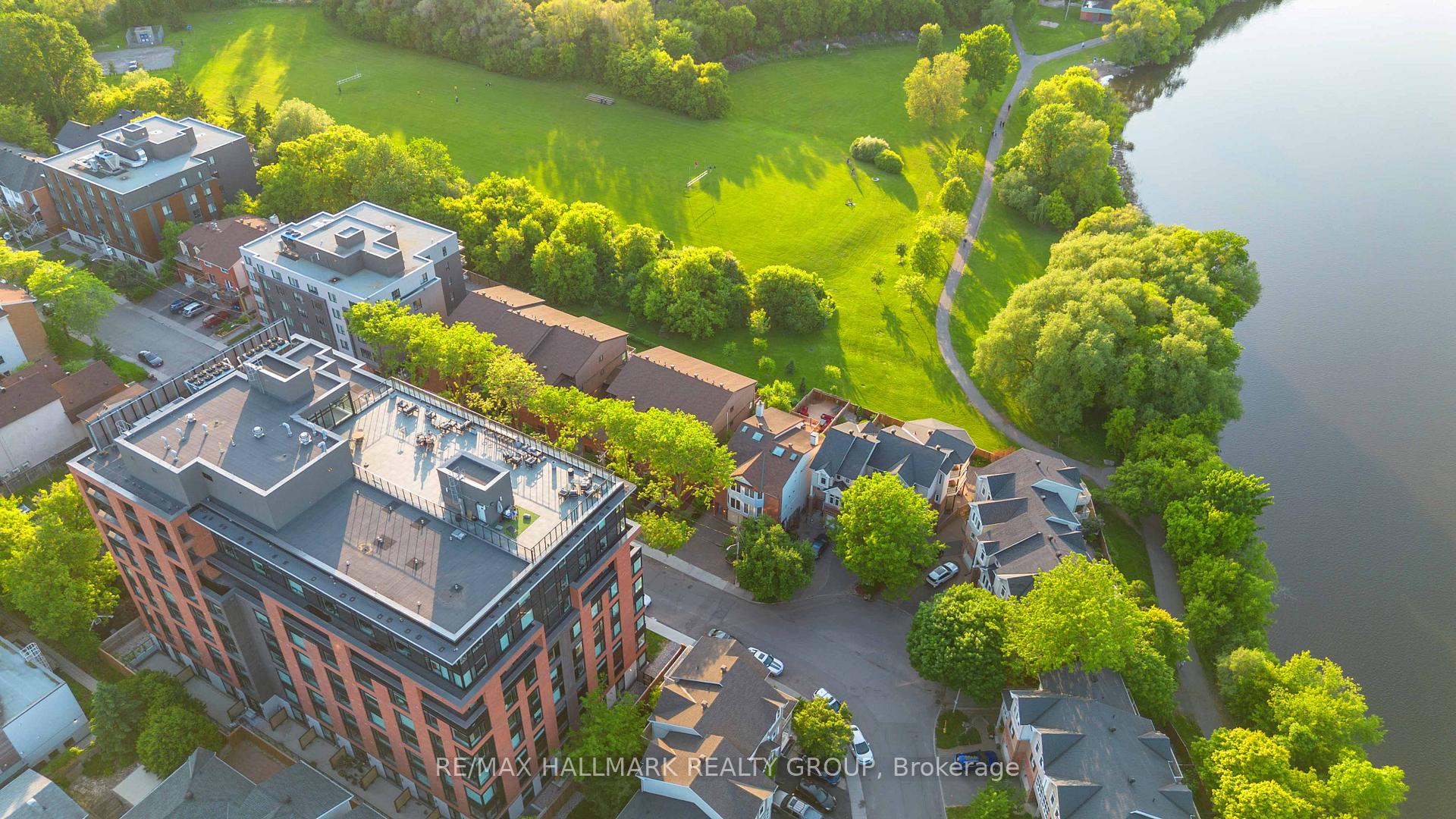Photo 47 of 39 Robinson Avenue, Ottawa, Sandy Hill — HOMEH