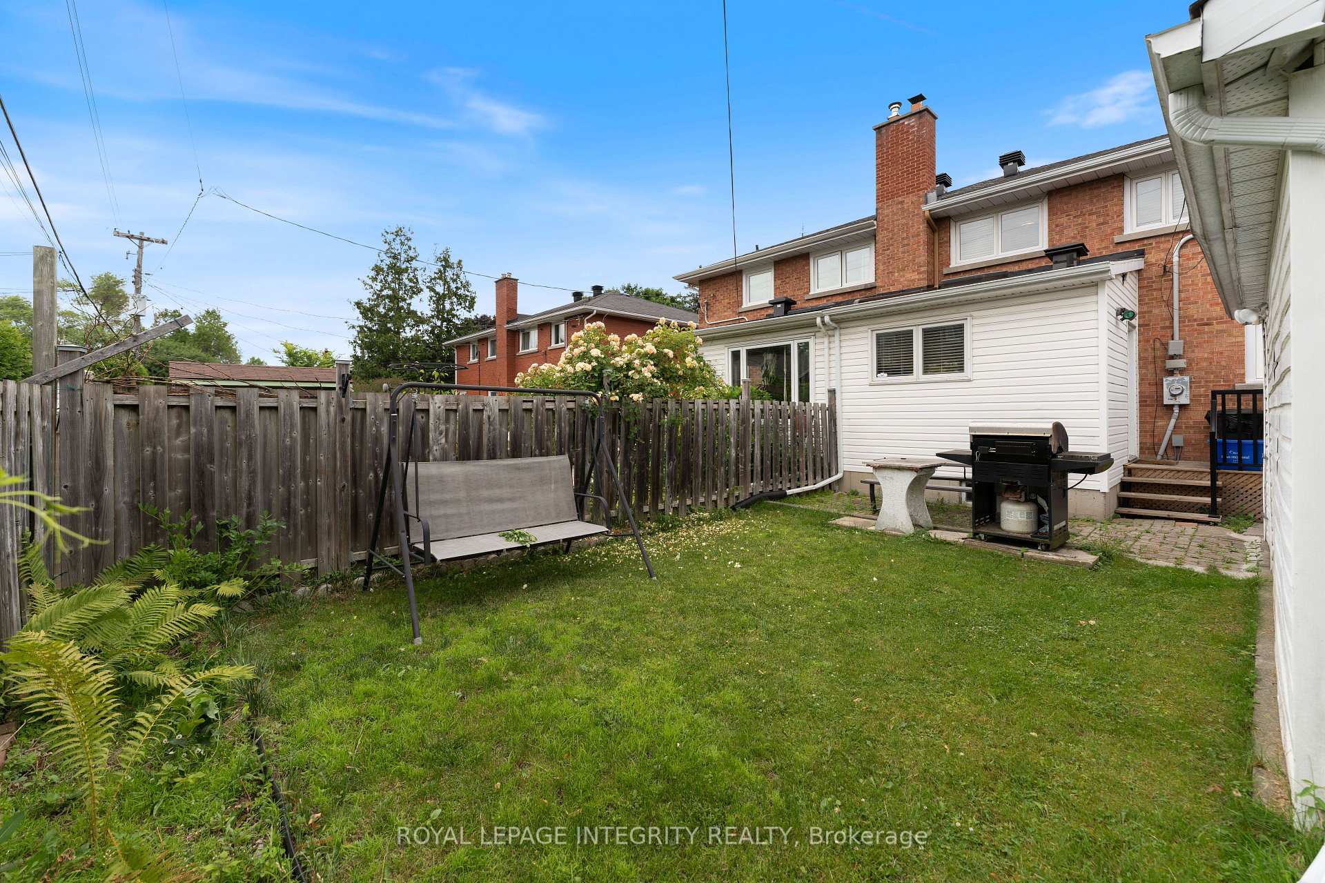 Photo 5 of 2650 Alta Vista Drive, Ottawa, Ridgemont — HOMEH