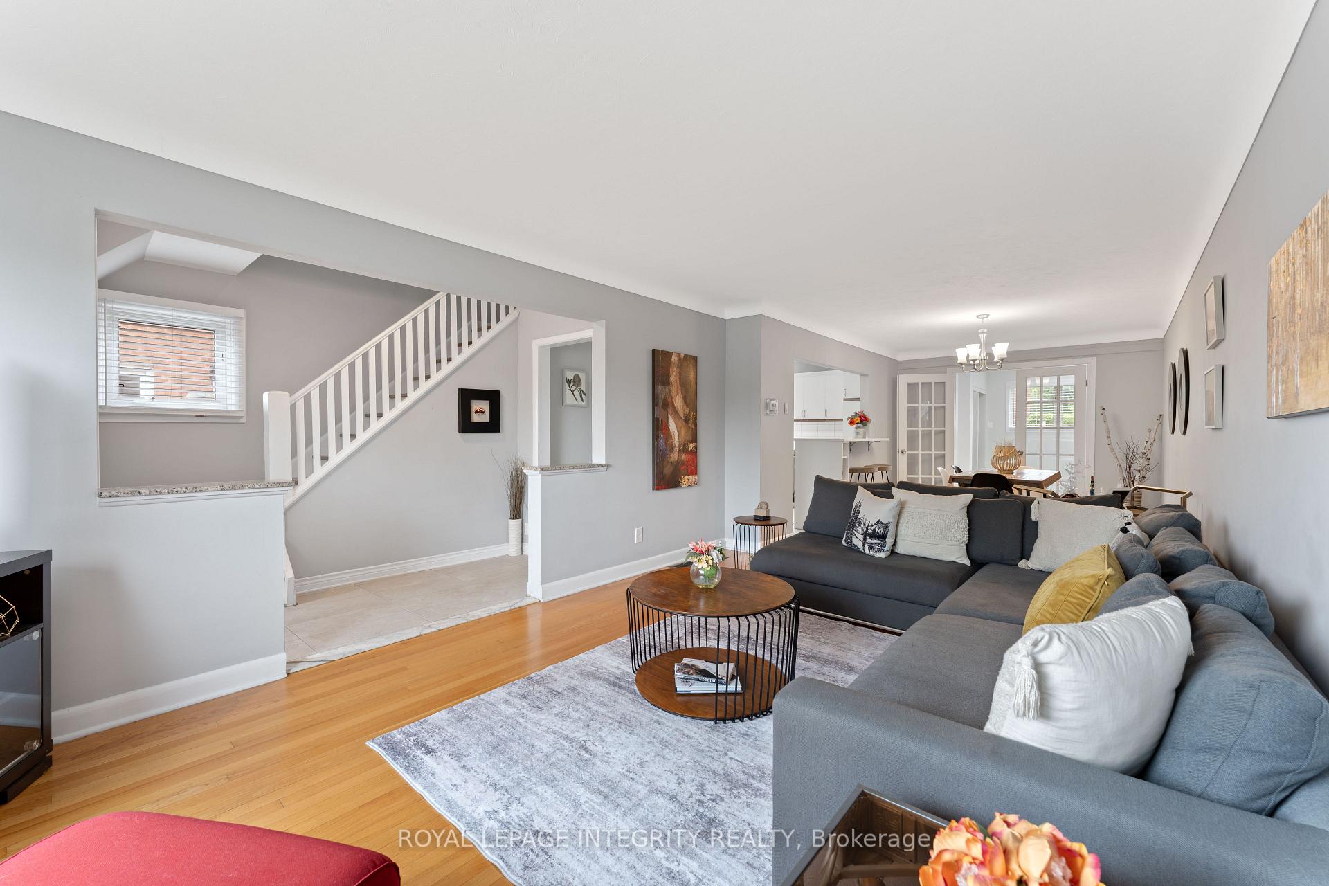 Photo 11 of 2650 Alta Vista Drive, Ottawa, Ridgemont — HOMEH