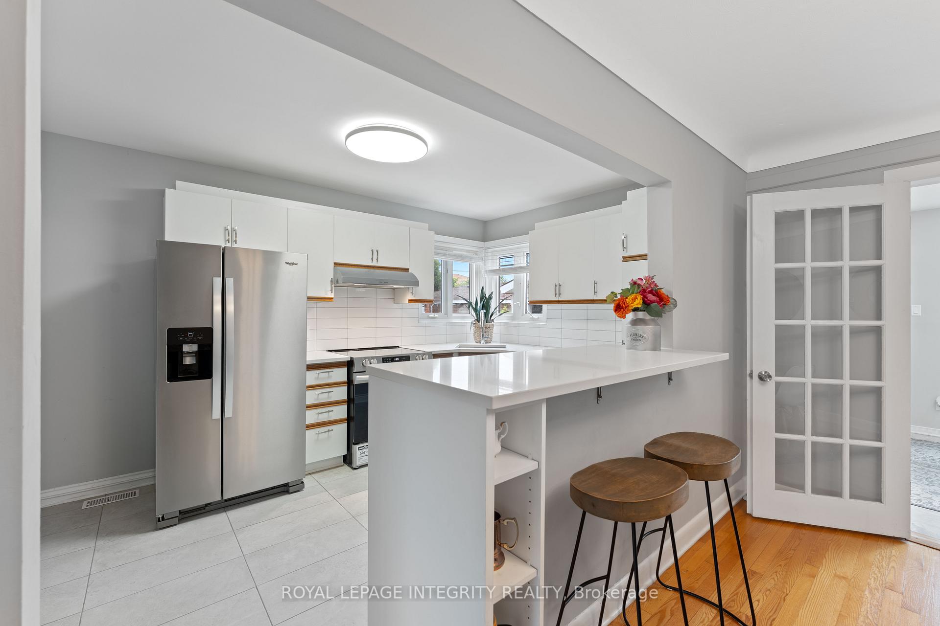 Photo 14 of 2650 Alta Vista Drive, Ottawa, Ridgemont — HOMEH