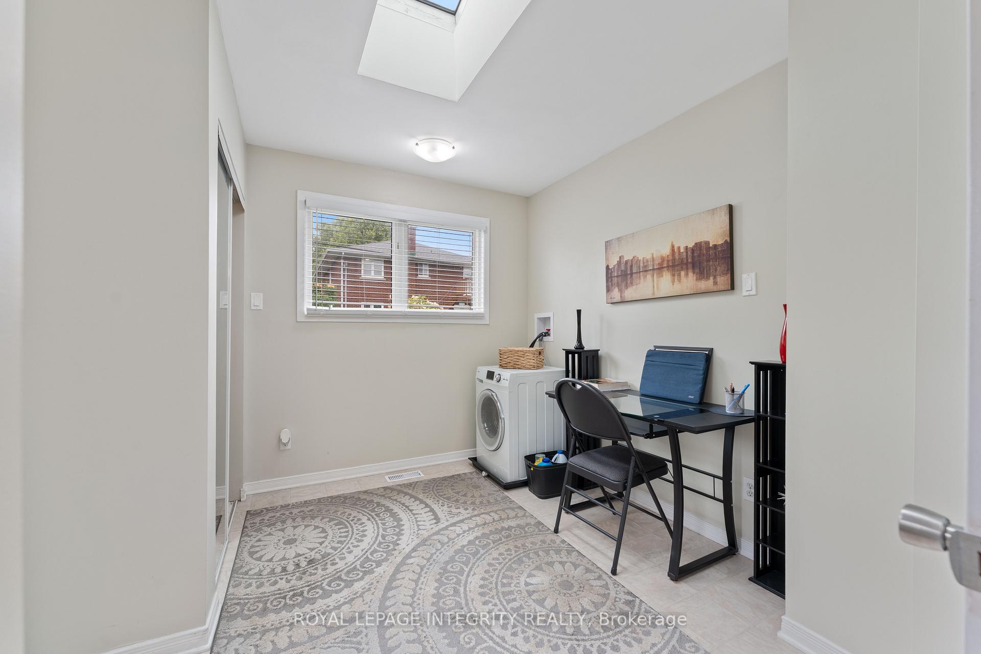 Photo 18 of 2650 Alta Vista Drive, Ottawa, Ridgemont — HOMEH