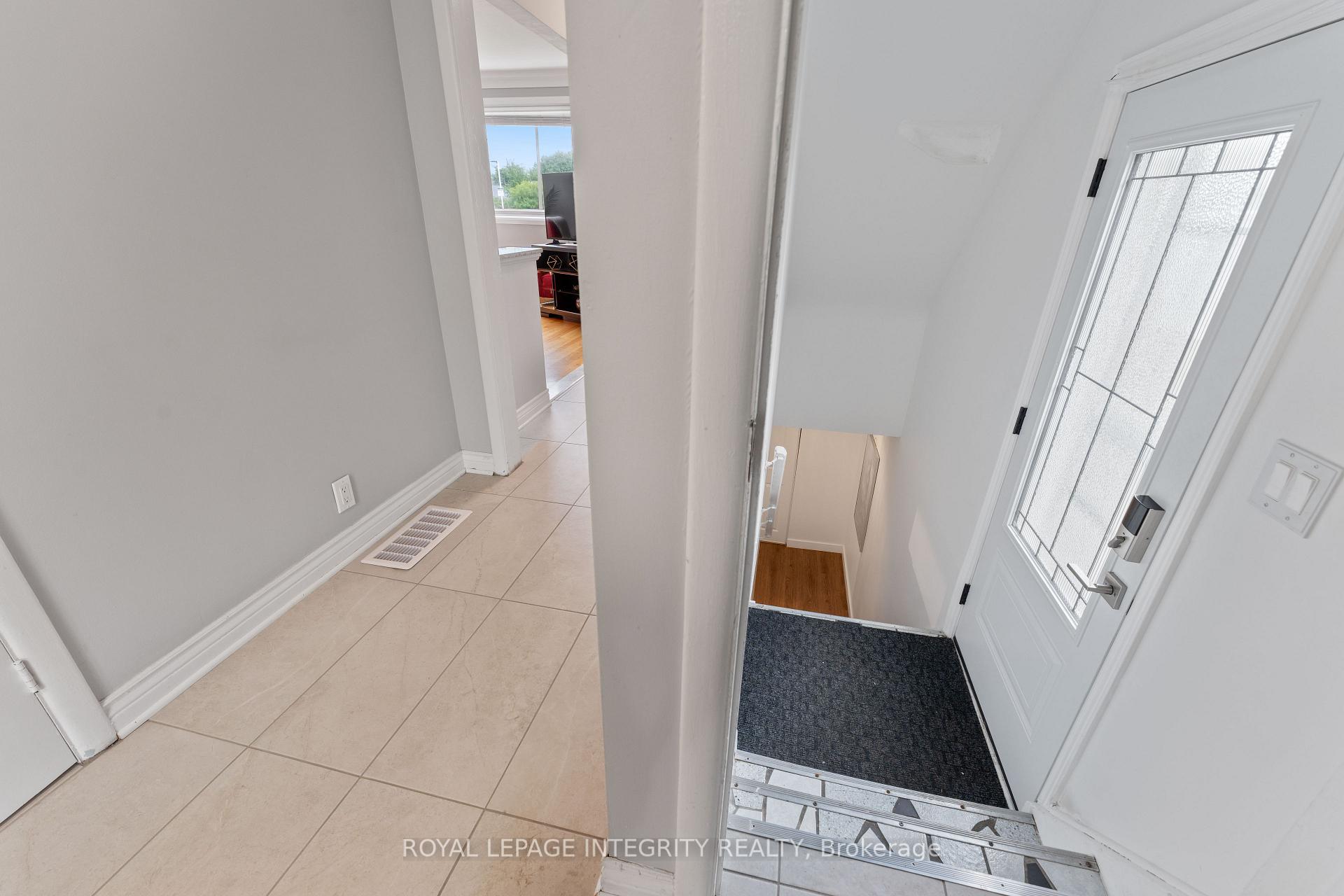 Photo 29 of 2650 Alta Vista Drive, Ottawa, Ridgemont — HOMEH