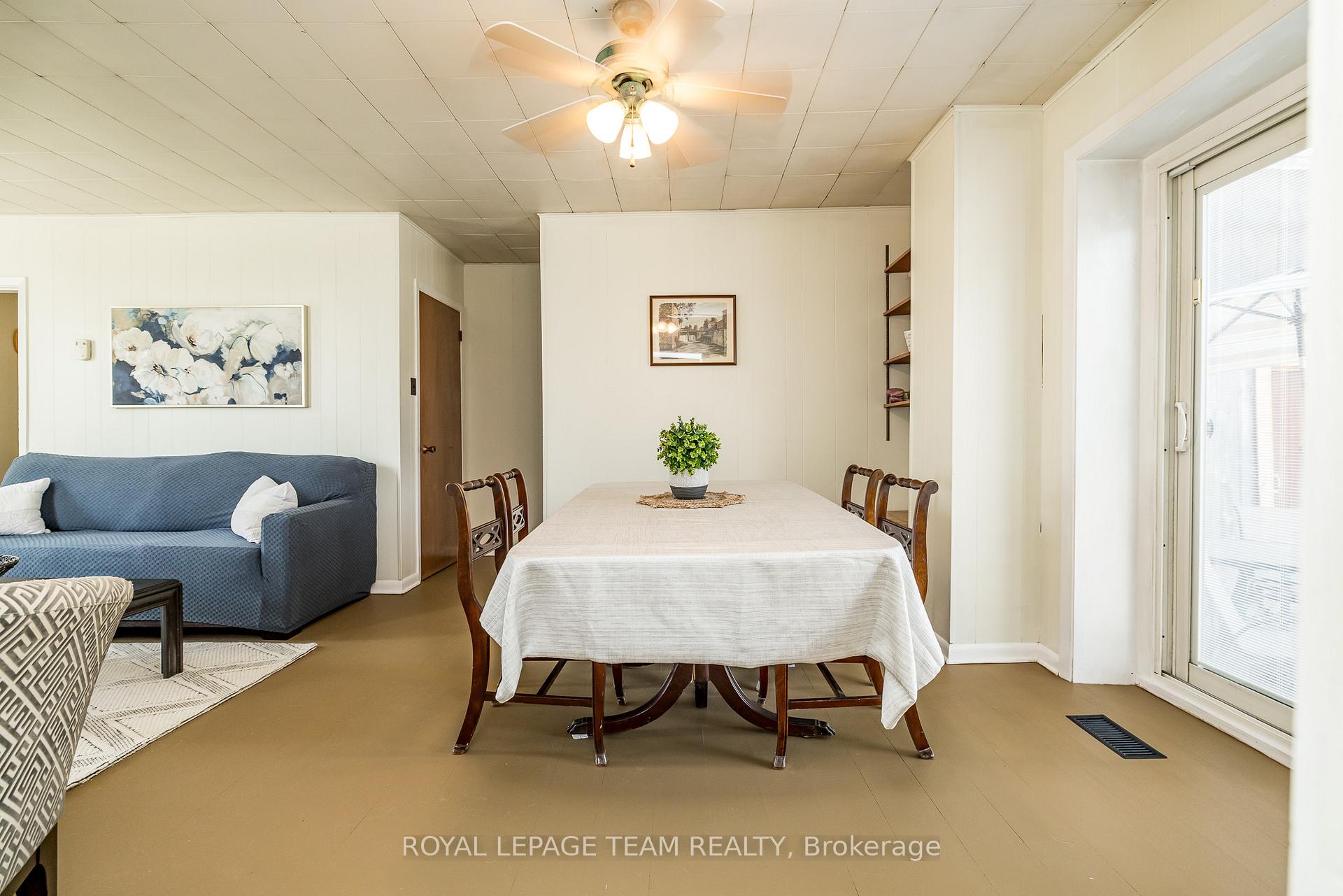 Photo 24 of 2106 Dunrobin Road, Ottawa, Kanata - Kanata (North East) — HOMEH